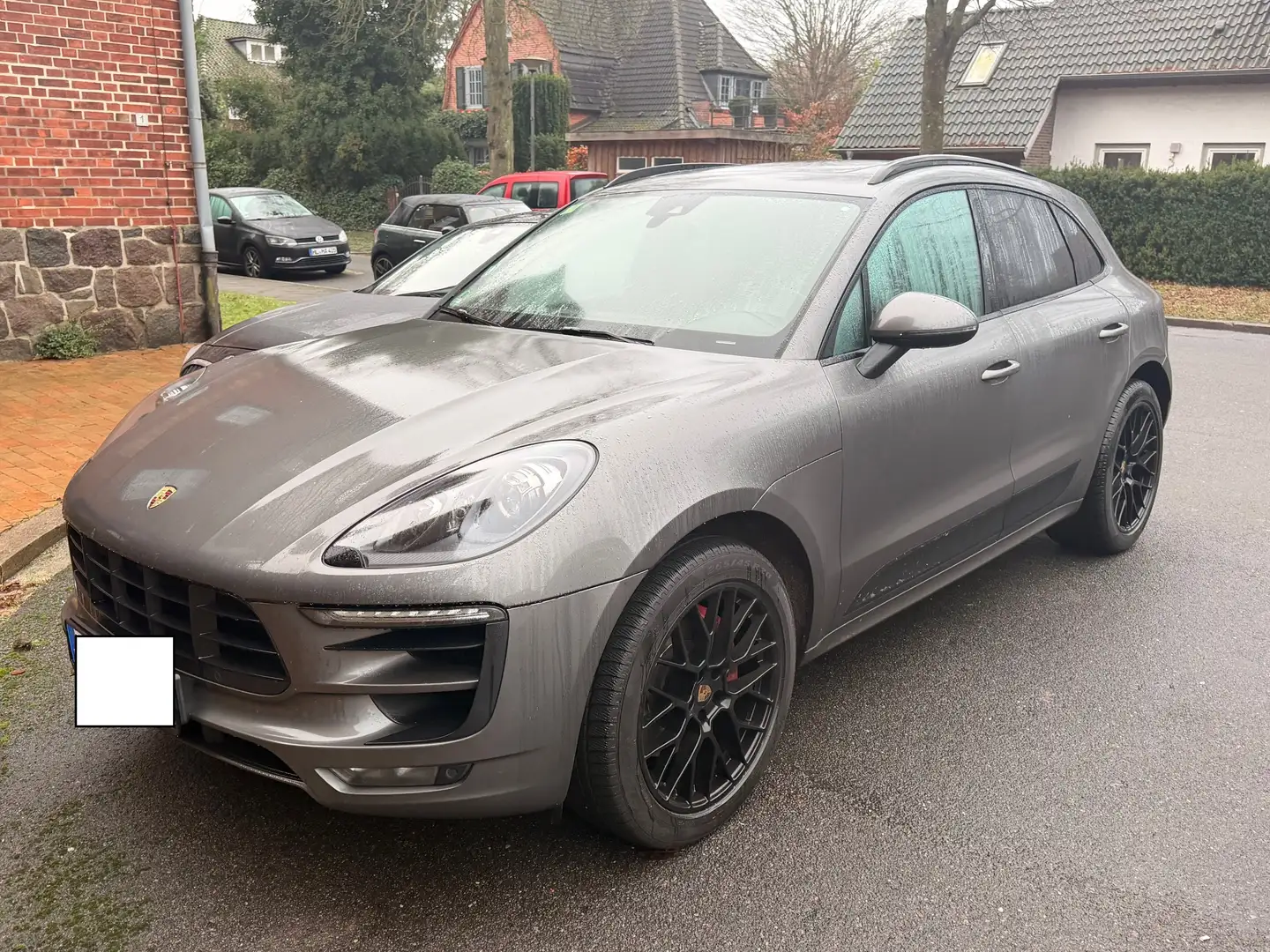 Porsche Macan GTS Deutsches Fzg mit perfekter Historie Gris - 2