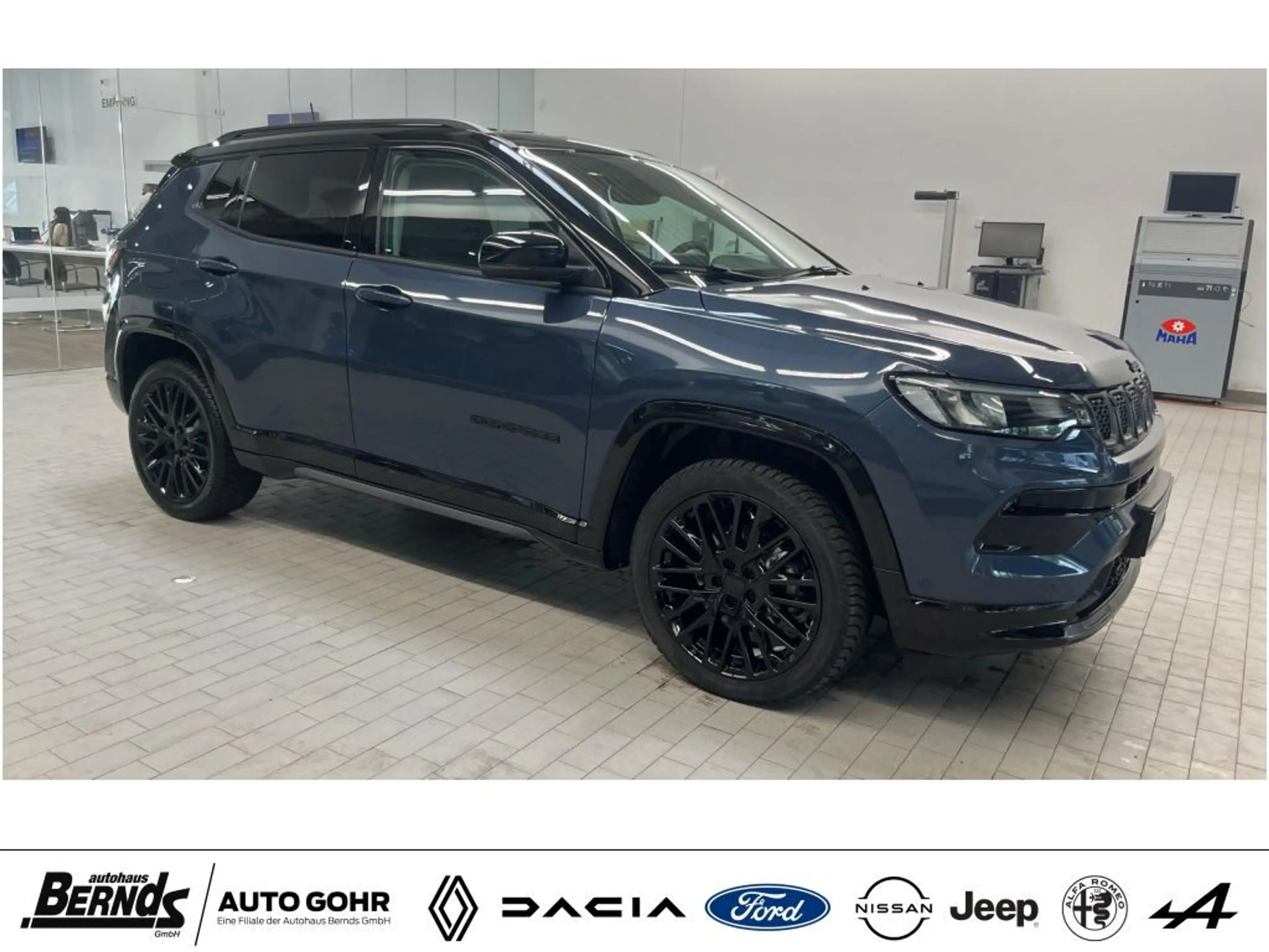 Jeep Compass 1.5 GSE T4 48V e-Hybrid AUTOMATIK S LEDER R-KAMERA — photo 2