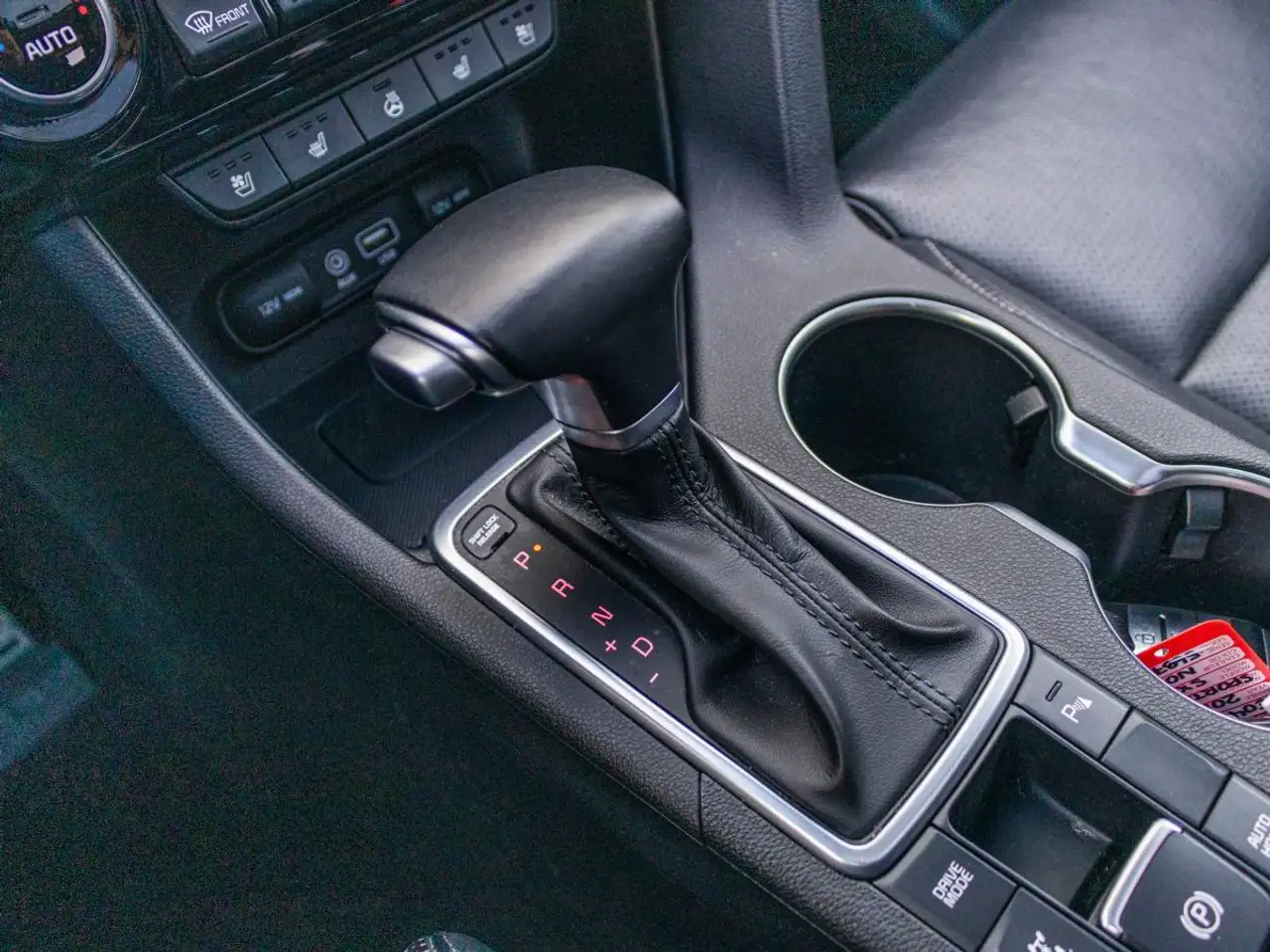 Kia Sportage снимка Kia Sportage