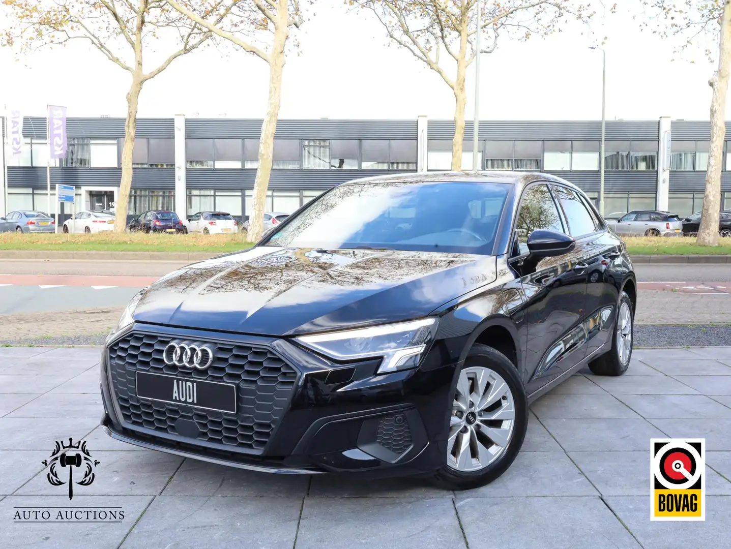 Audi A3 Sportback 40 TFSI e Edition PHEV | 204PK | Adaptiv Zwart - 1