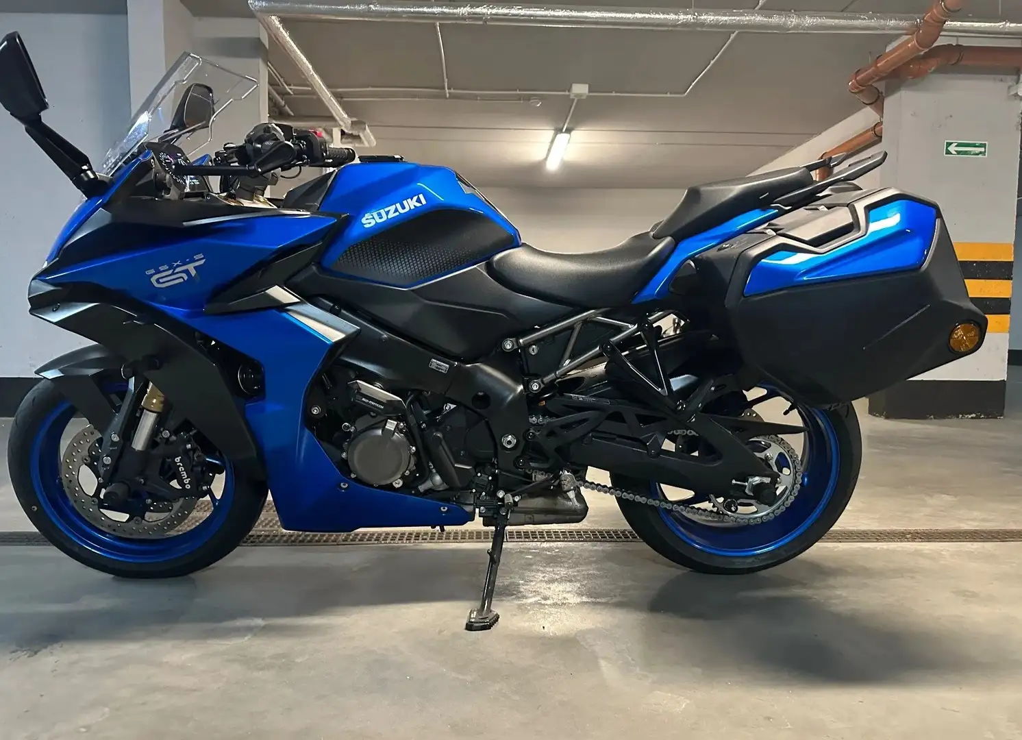 Suzuki GSX-S 1000 GT Albastru - 1