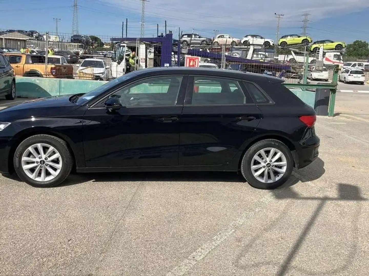Audi A3 SPORTBACK S LINE 30 TFSI 81KW S TRONIC Negro - 2