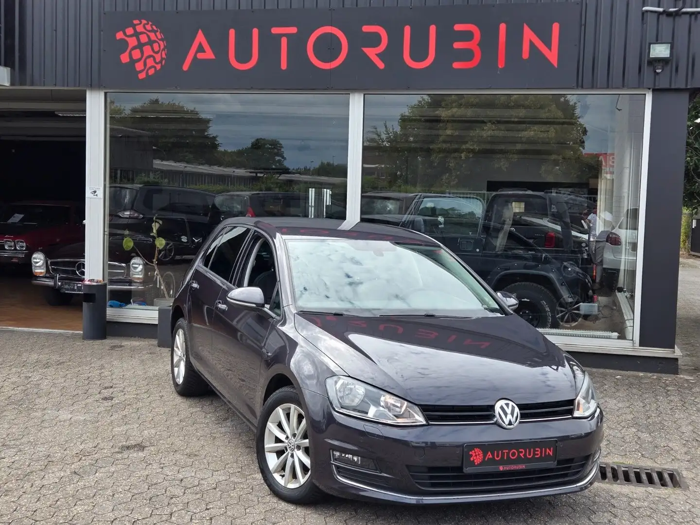 Volkswagen Golf VII Lounge DSG/NAVI/PDC/SHZ/5-Türig Grau - 1