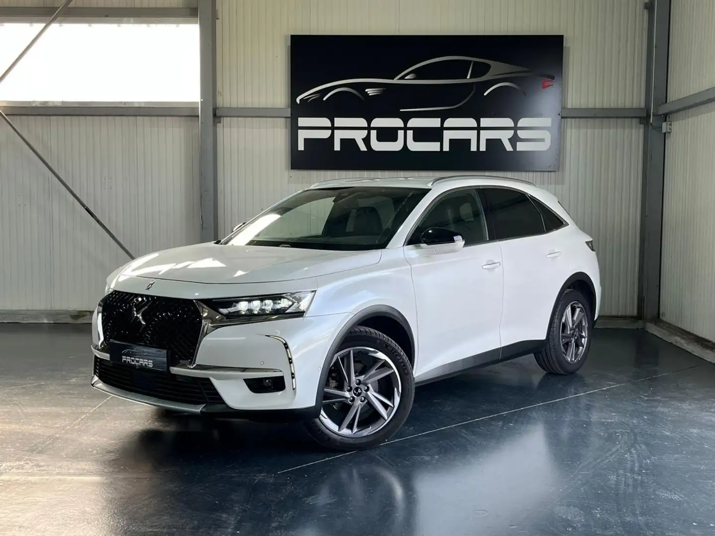 DS Automobiles DS 7 Crossback 1.5 BlueHDi 130 CH EAT8  Grand Chic Weiß - 1