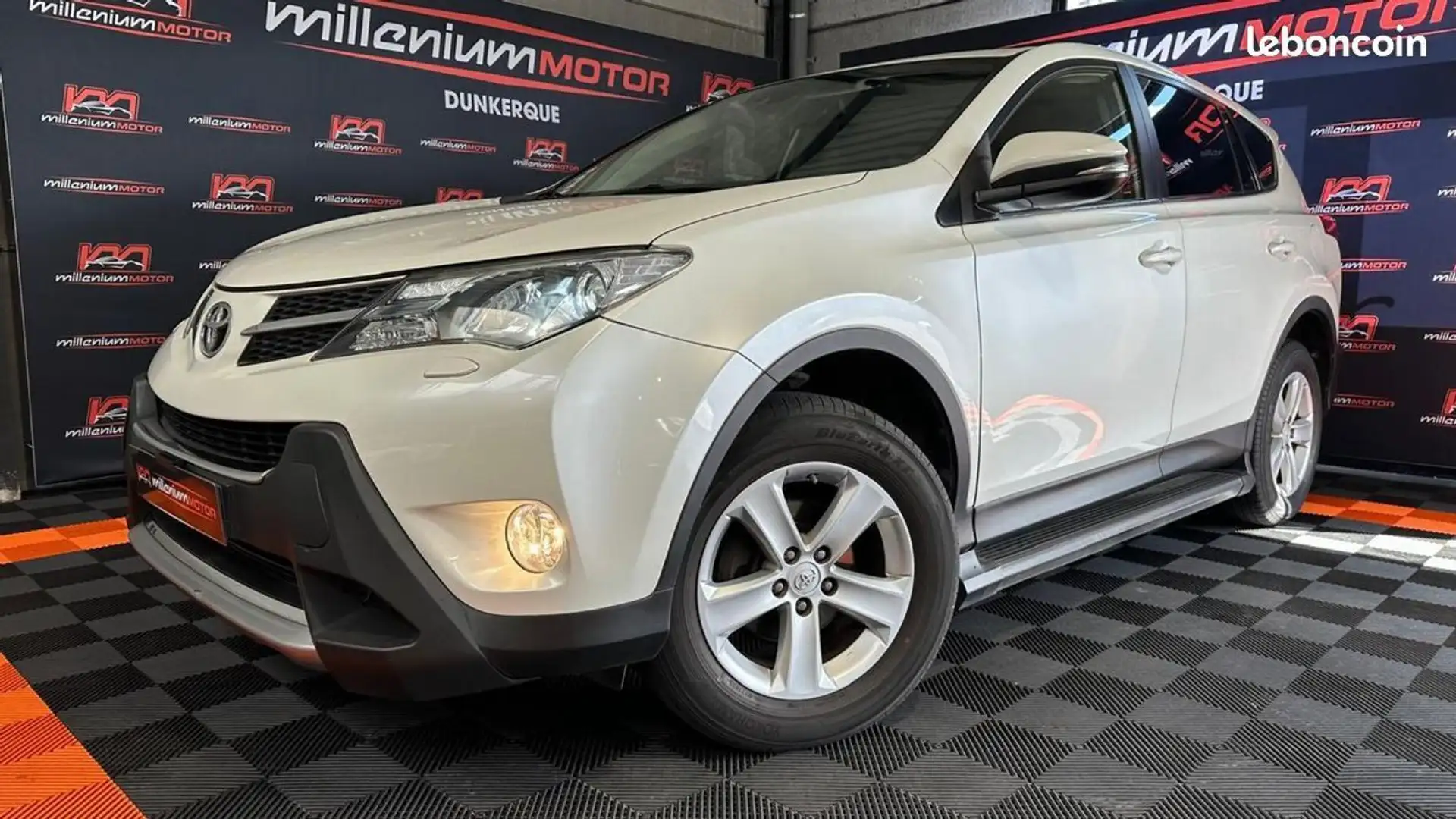 Toyota RAV 4 rav 4 lounge 2.0 d4d 124 cv garantie 6 mois Blanc - 1