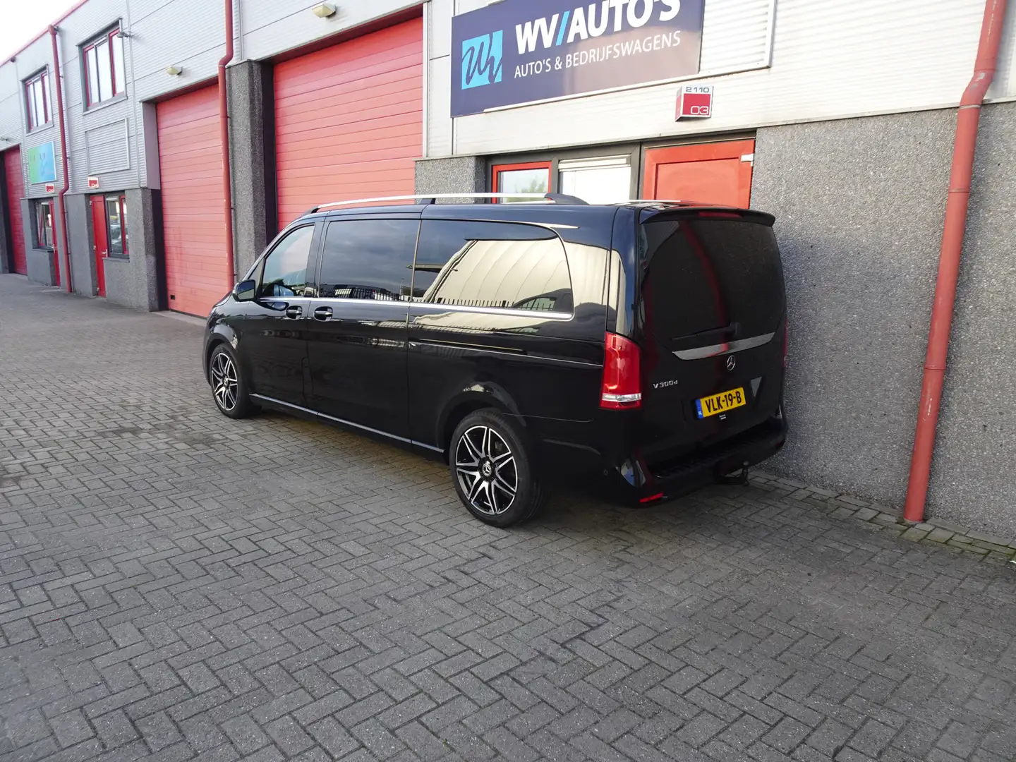 Mercedes-Benz V 300 300d Extra Lang Avantgarde Edition vol leer navi 2 Noir - 2
