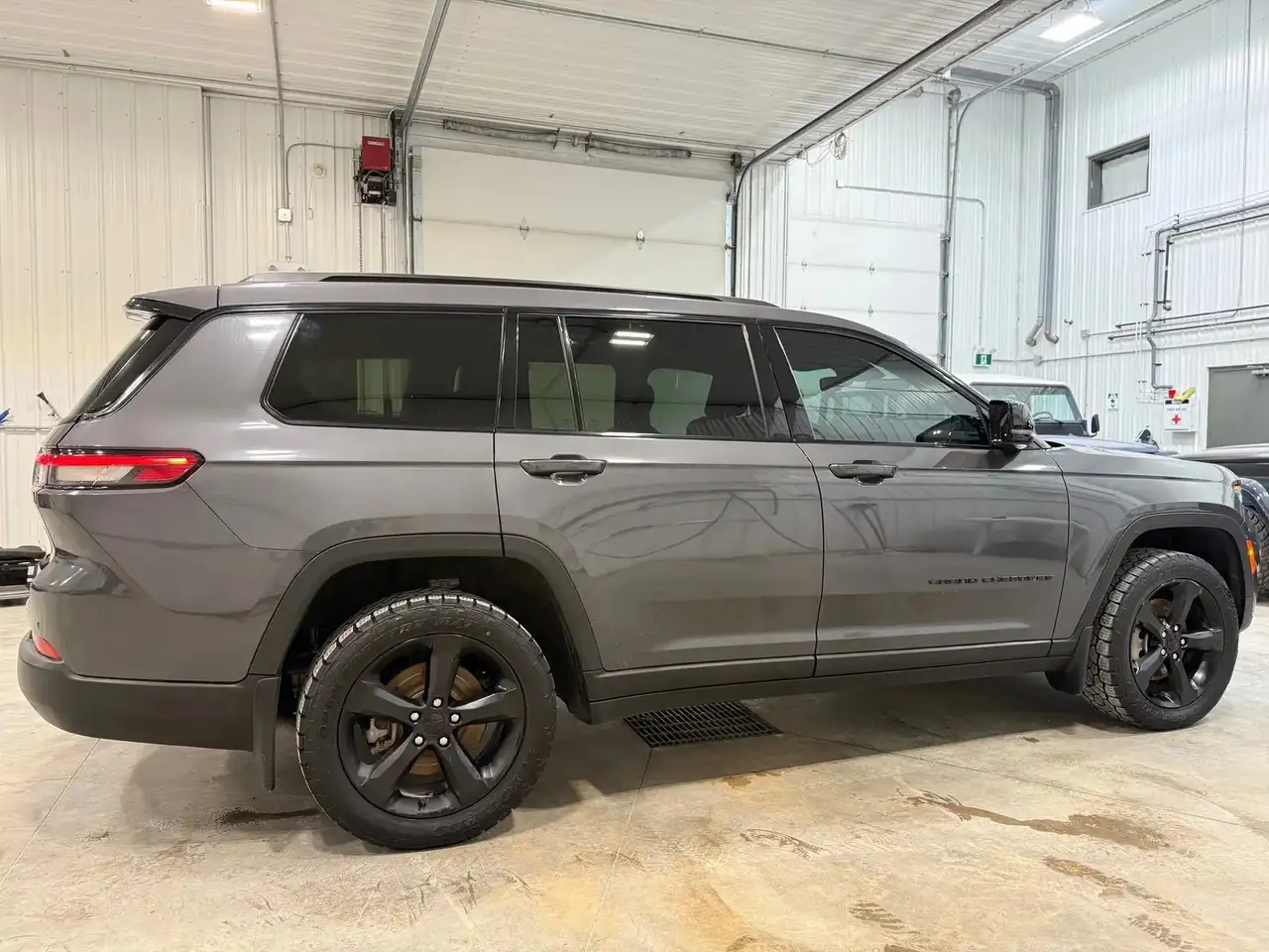 Jeep Grand Cherokee снимка Jeep Grand Cherokee