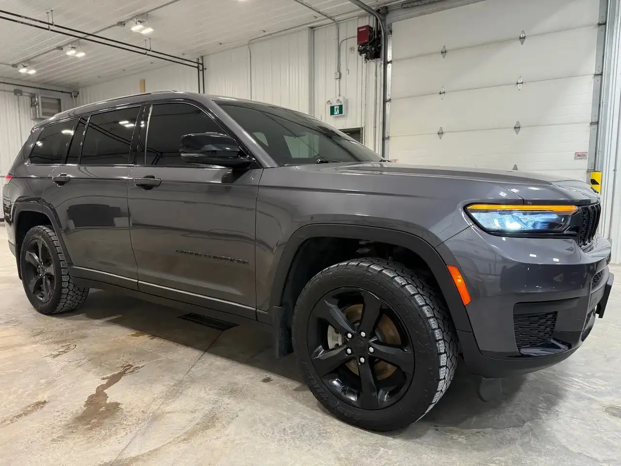 Jeep Grand Cherokee снимка Jeep Grand Cherokee