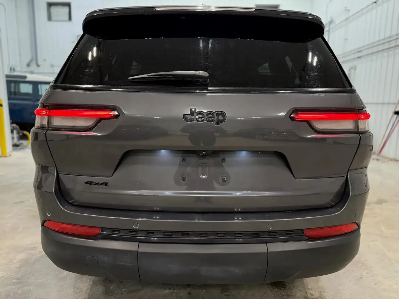 Jeep Grand Cherokee снимка Jeep Grand Cherokee