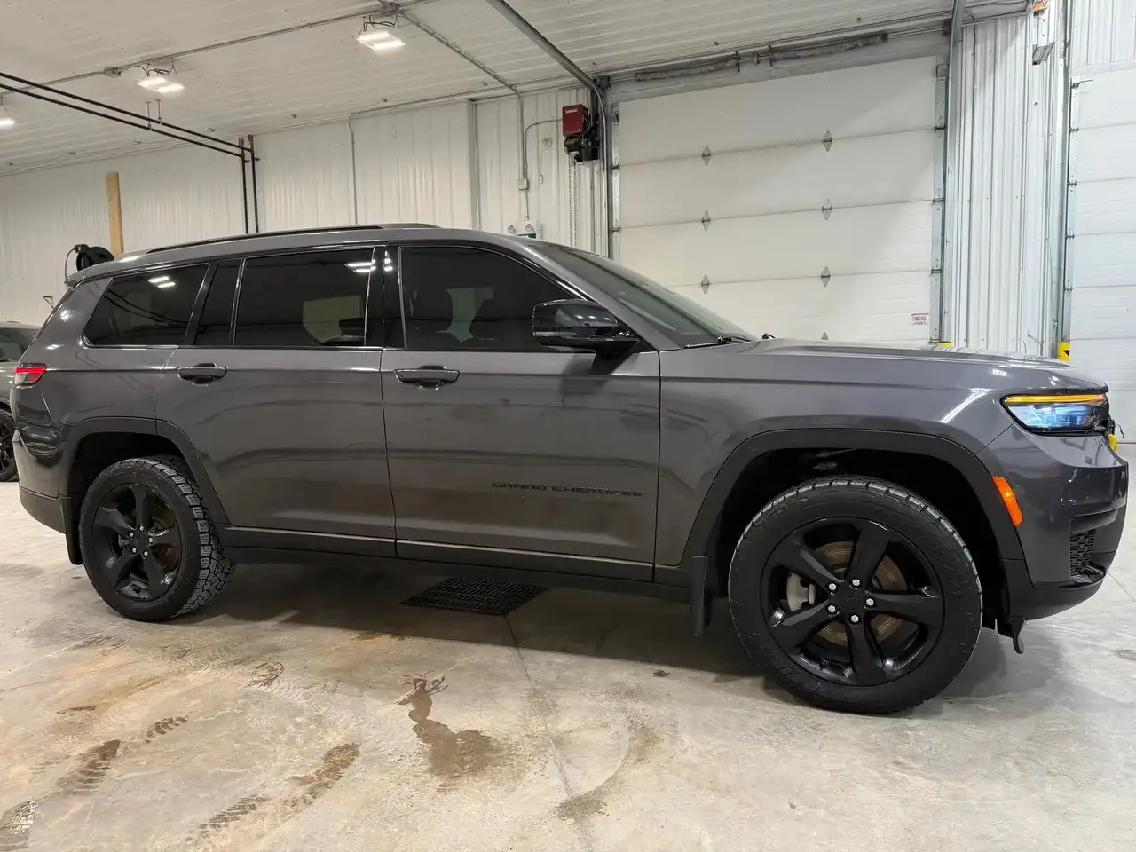 Jeep Grand Cherokee снимка Jeep Grand Cherokee