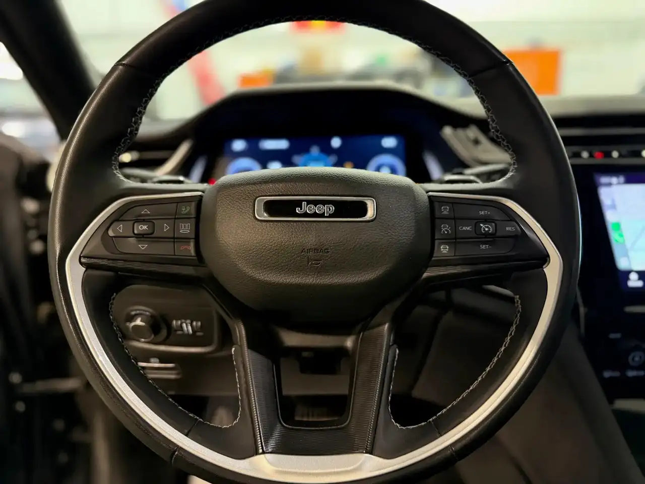 Jeep Grand Cherokee снимка Jeep Grand Cherokee