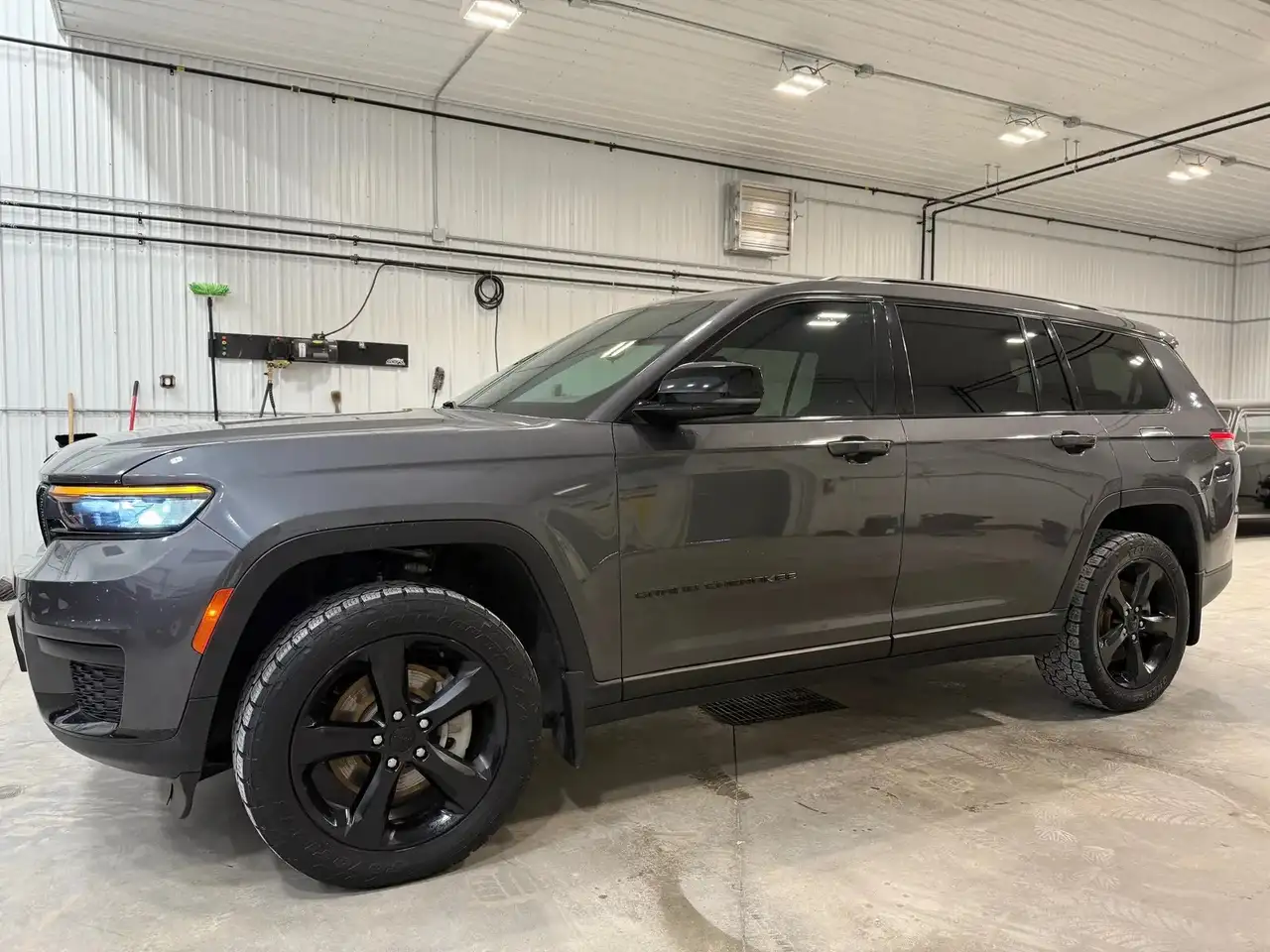 Jeep Grand Cherokee снимка Jeep Grand Cherokee