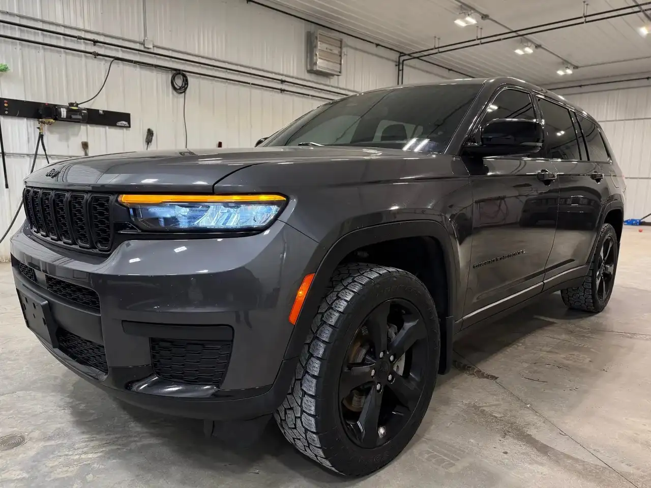 Jeep Grand Cherokee снимка Jeep Grand Cherokee