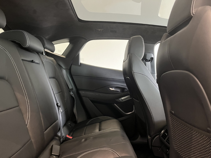 Jaguar E-Pace P250 R-Dynamic Black AWD Panorama Meridian — photo 5