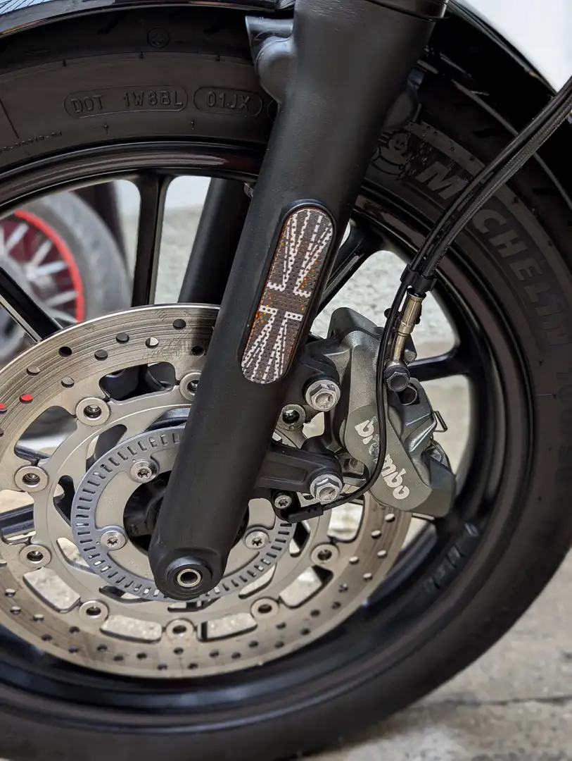 Triumph Speed Twin 900 My23 Argintiu - 2