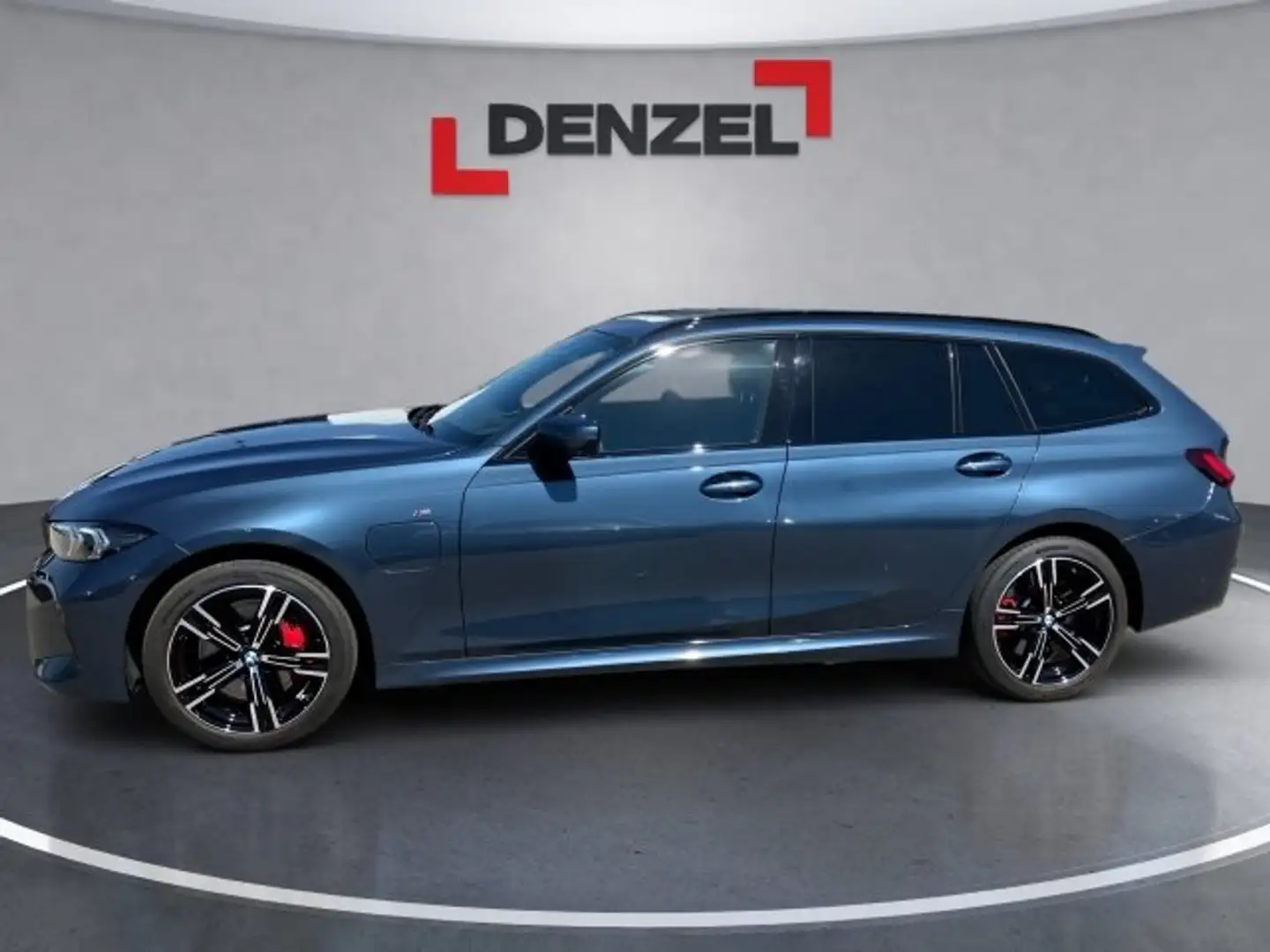 BMW 330 e xDrive Touring G21 Blau - 2