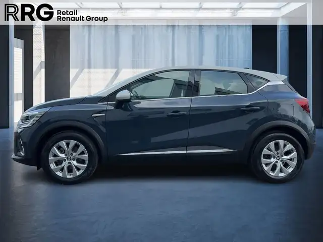 Renault Captur view 2
