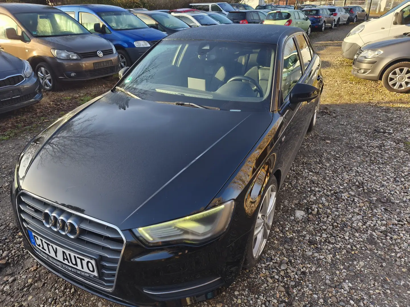Audi A3 S line Sportpaket quattro/Standheiz/Teilleder Schwarz - 1