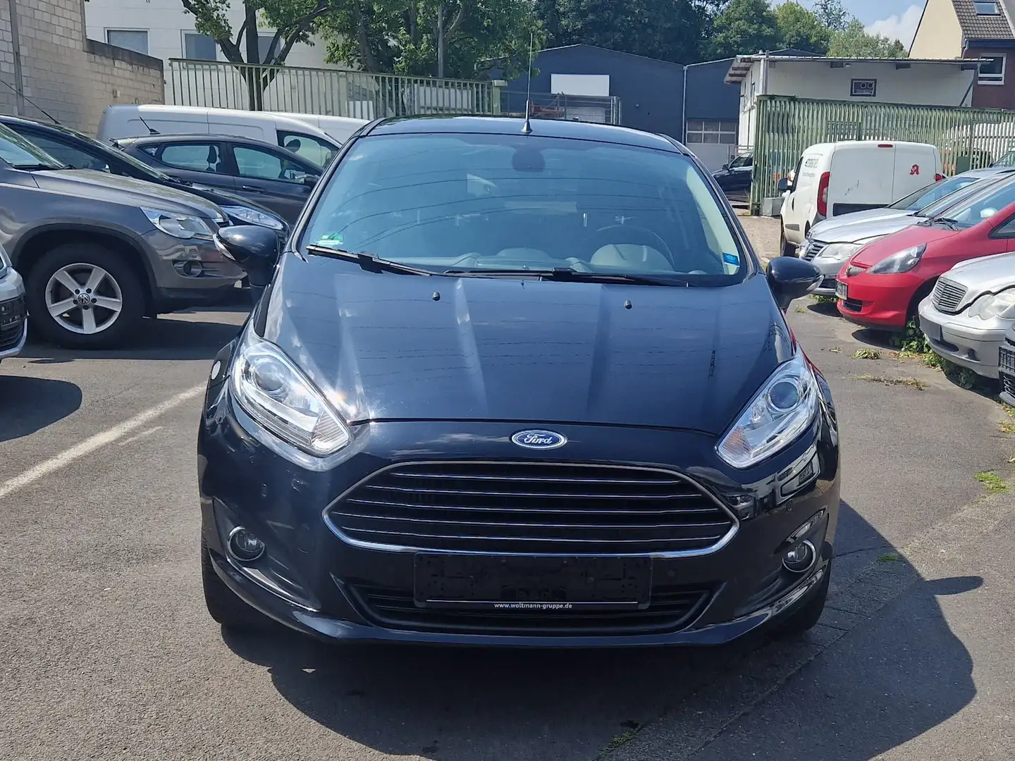 Ford Fiesta Titanium Schwarz - 1