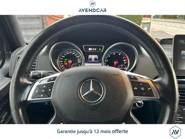 Mercedes-Benz G 500 view 9