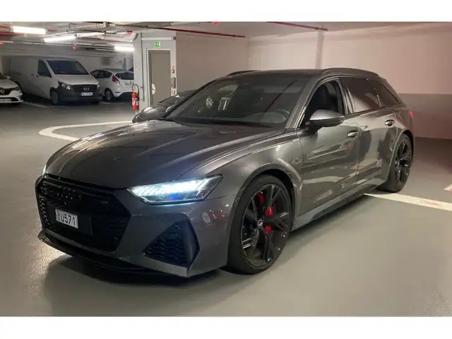 Audi RS6 Pack RS carbon, ceramic, B&O, TO, full options