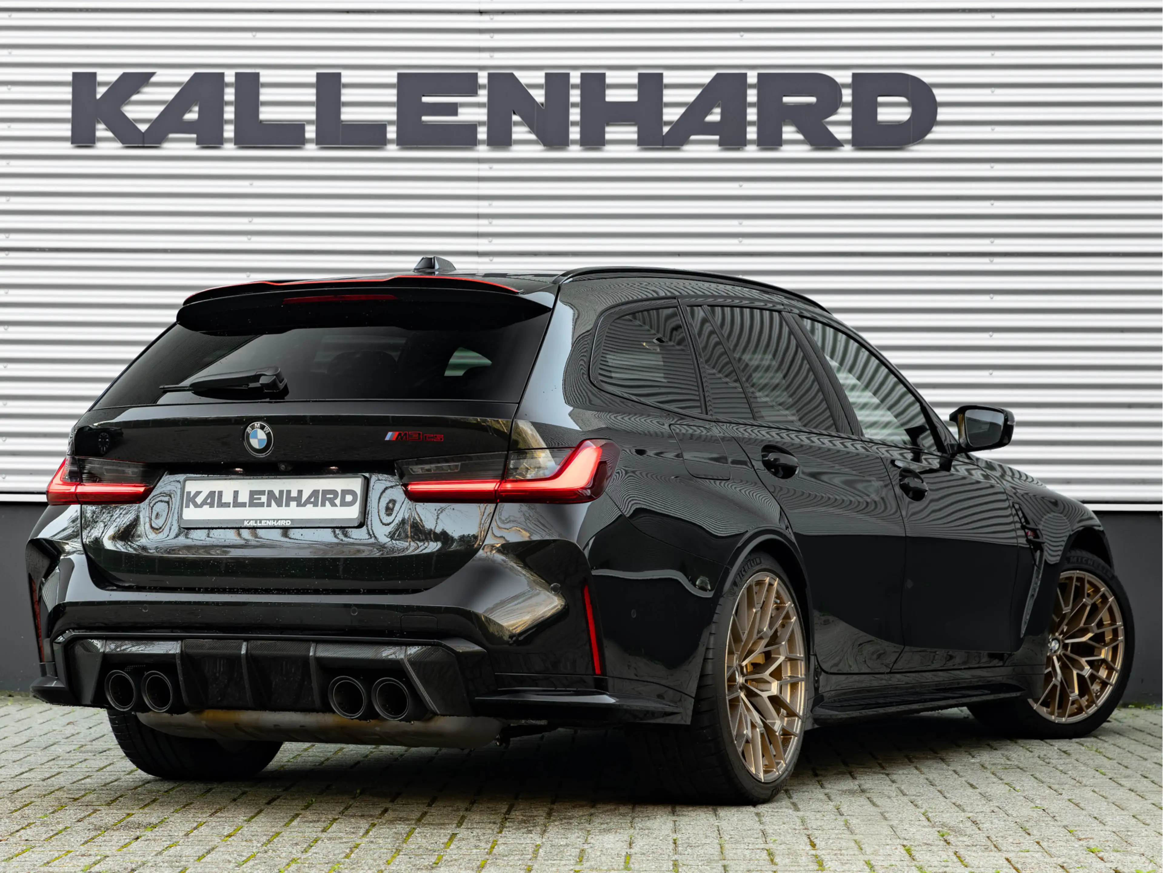 BMW M3 3-serie Touring CS - Carbon Brakes - Strut Brace - — photo 2