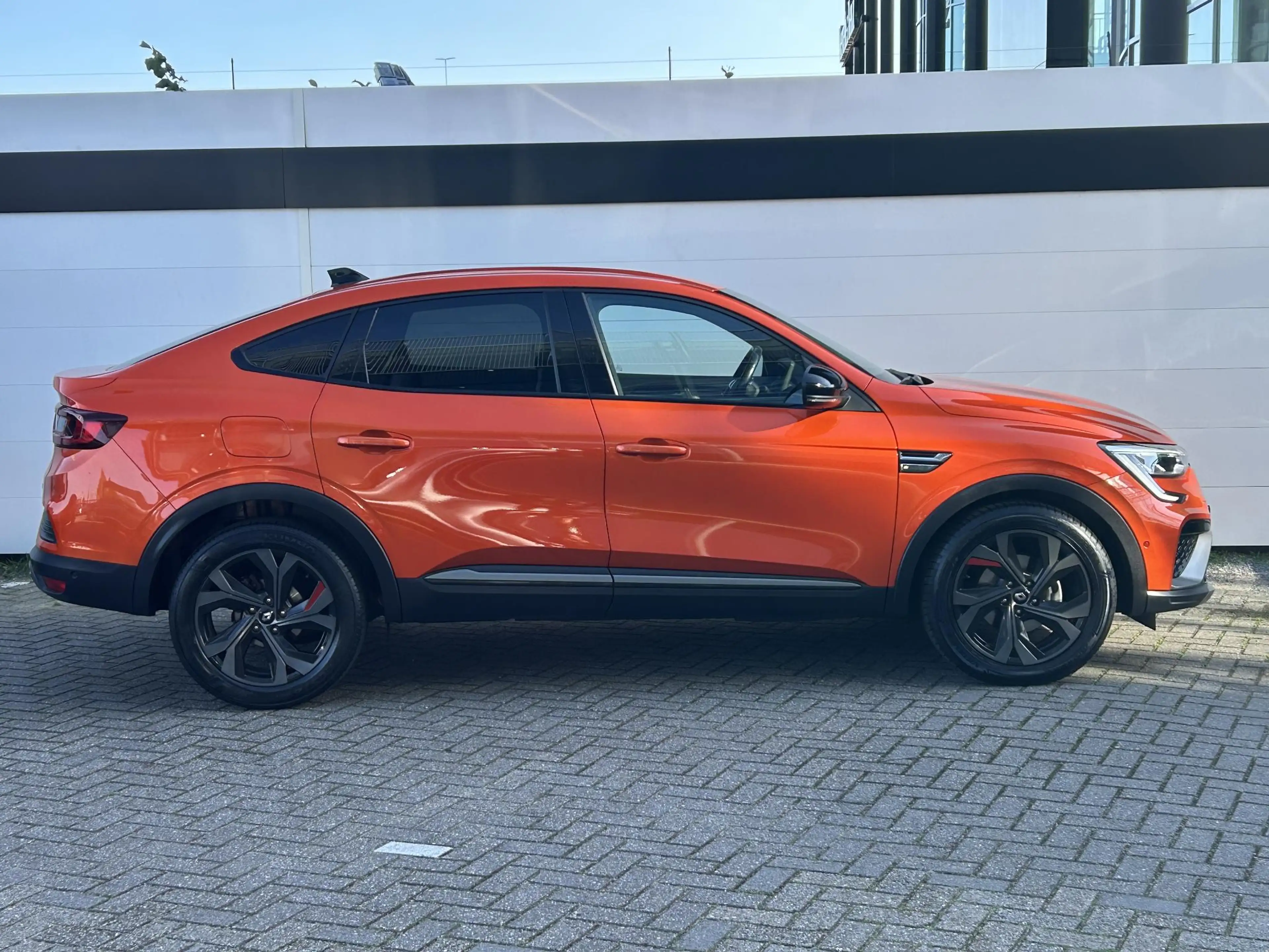 Renault Arkana 1.6 E-Tech Hybrid 145 R.S. Line | — photo 17