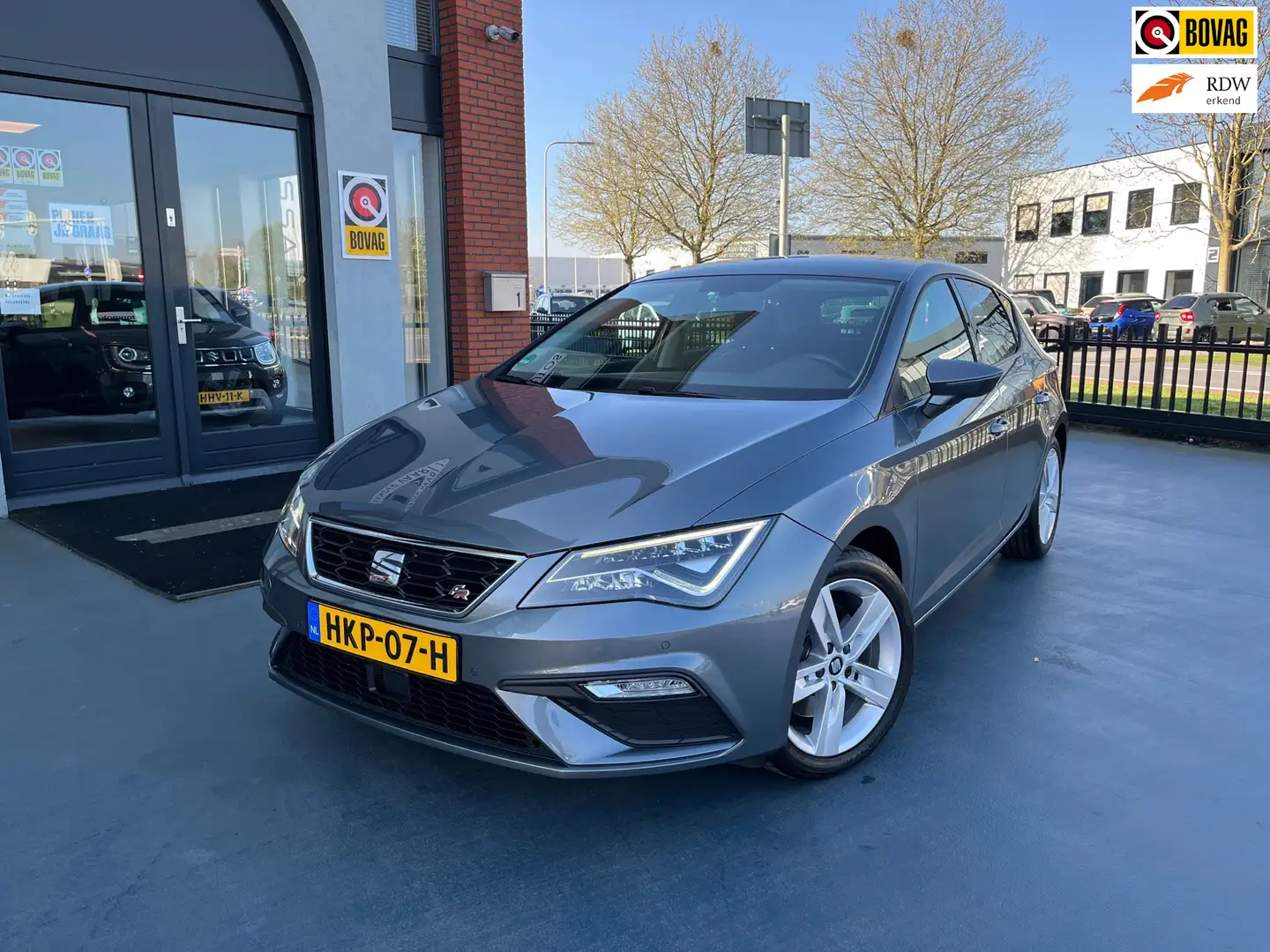 SEAT Leon 1.8 TSI FR 180PK XENON LMV CLIMATE NAVI Grau - 1