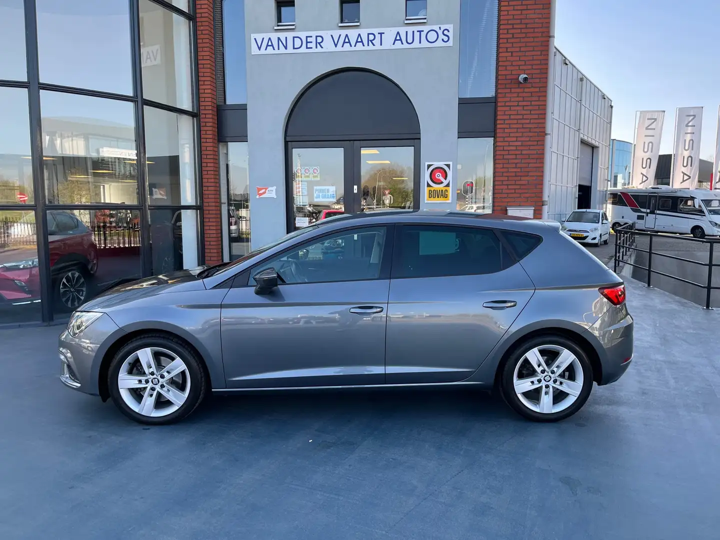 SEAT Leon 1.8 TSI FR 180PK XENON LMV CLIMATE NAVI Grau - 2