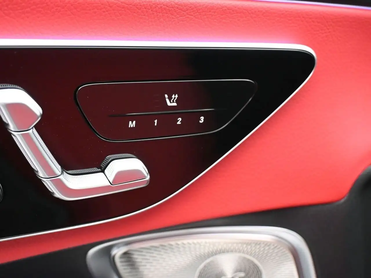 Mercedes-Benz CLE снимка Mercedes-Benz CLE