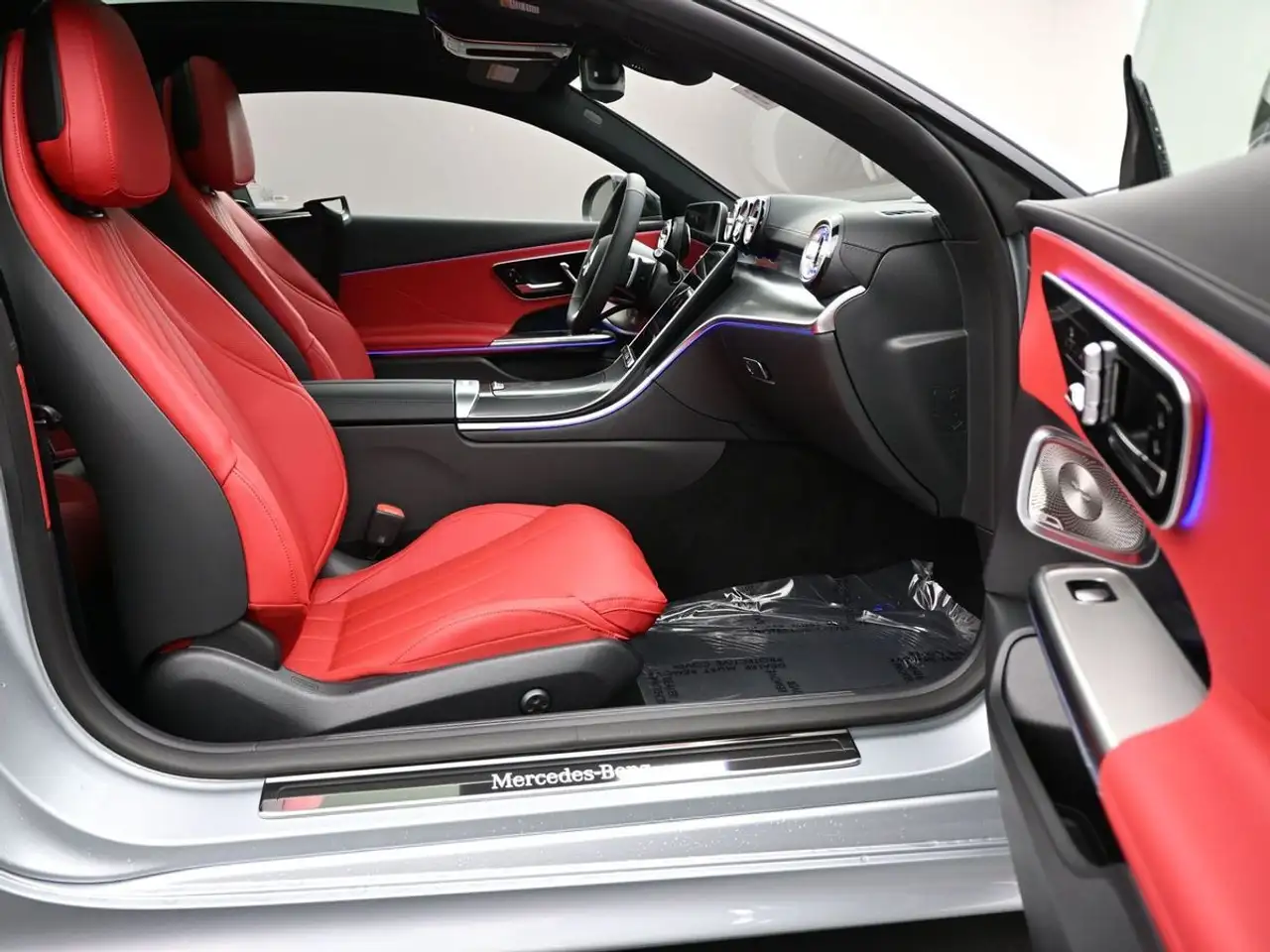 Mercedes-Benz CLE снимка Mercedes-Benz CLE