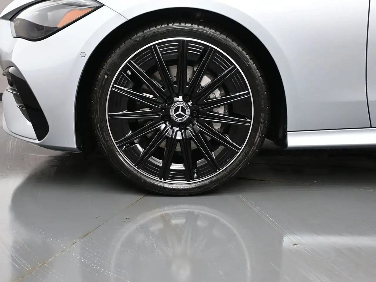 Mercedes-Benz CLE снимка Mercedes-Benz CLE