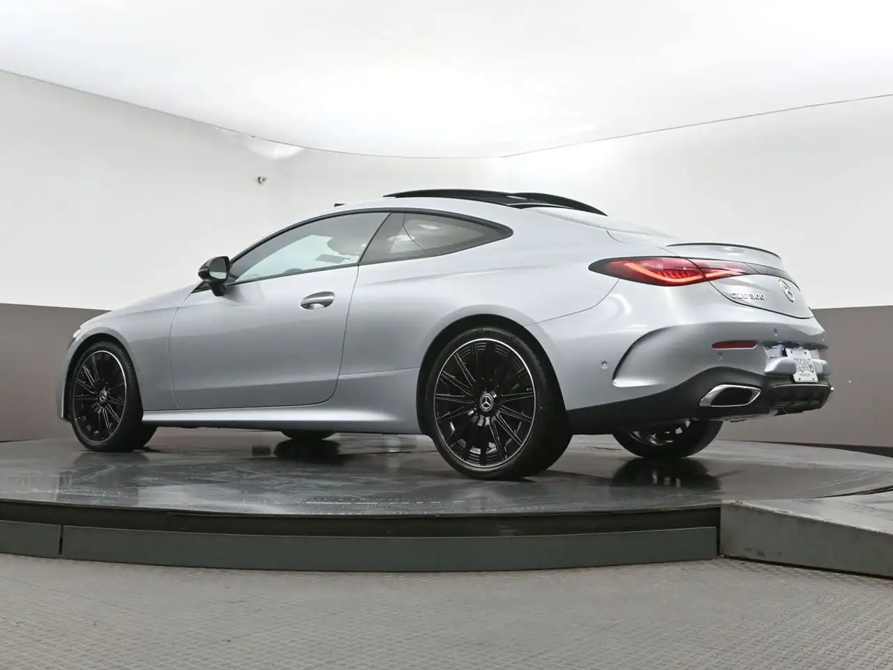 Mercedes-Benz CLE снимка Mercedes-Benz CLE