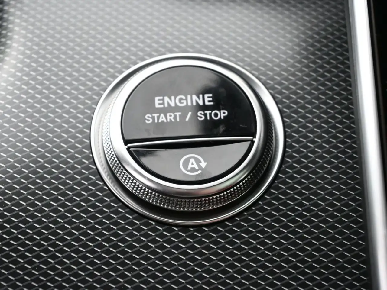 Mercedes-Benz CLE снимка Mercedes-Benz CLE