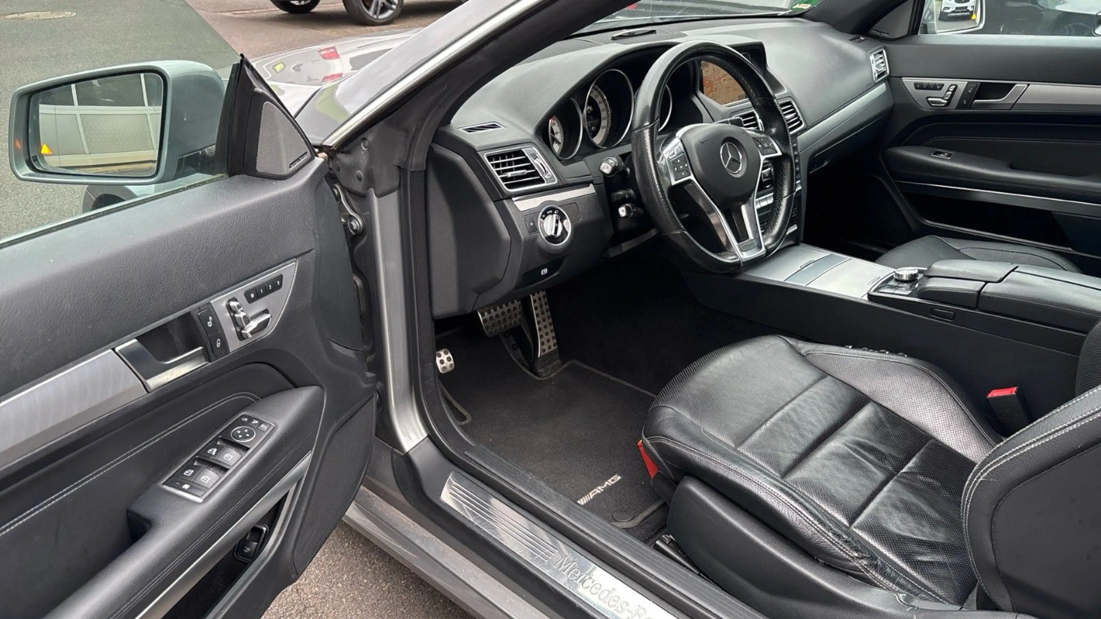 Mercedes-Benz E 400 Coupe AMG-Line — photo 3