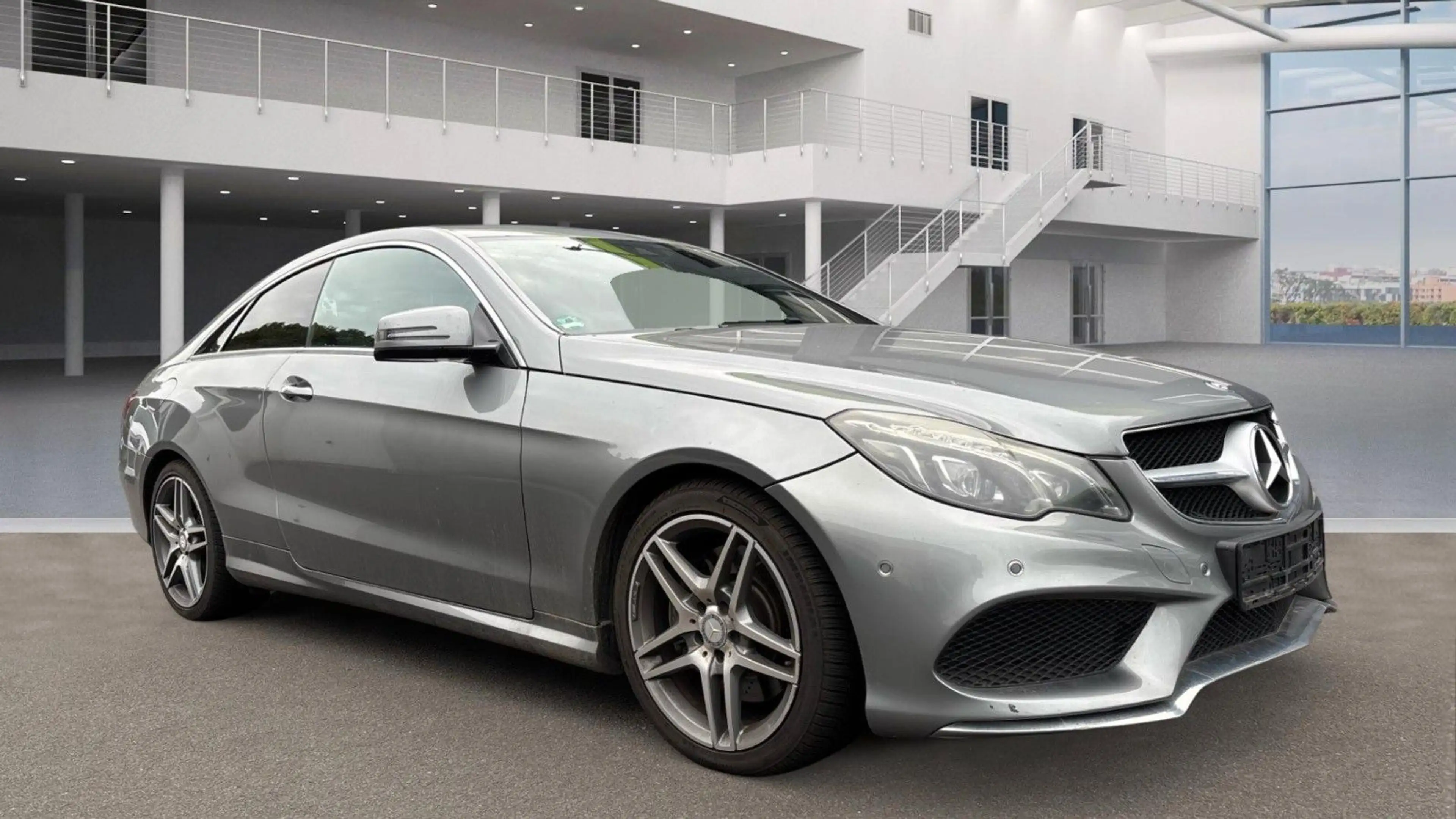 Mercedes-Benz E 400 Coupe AMG-Line — photo 2