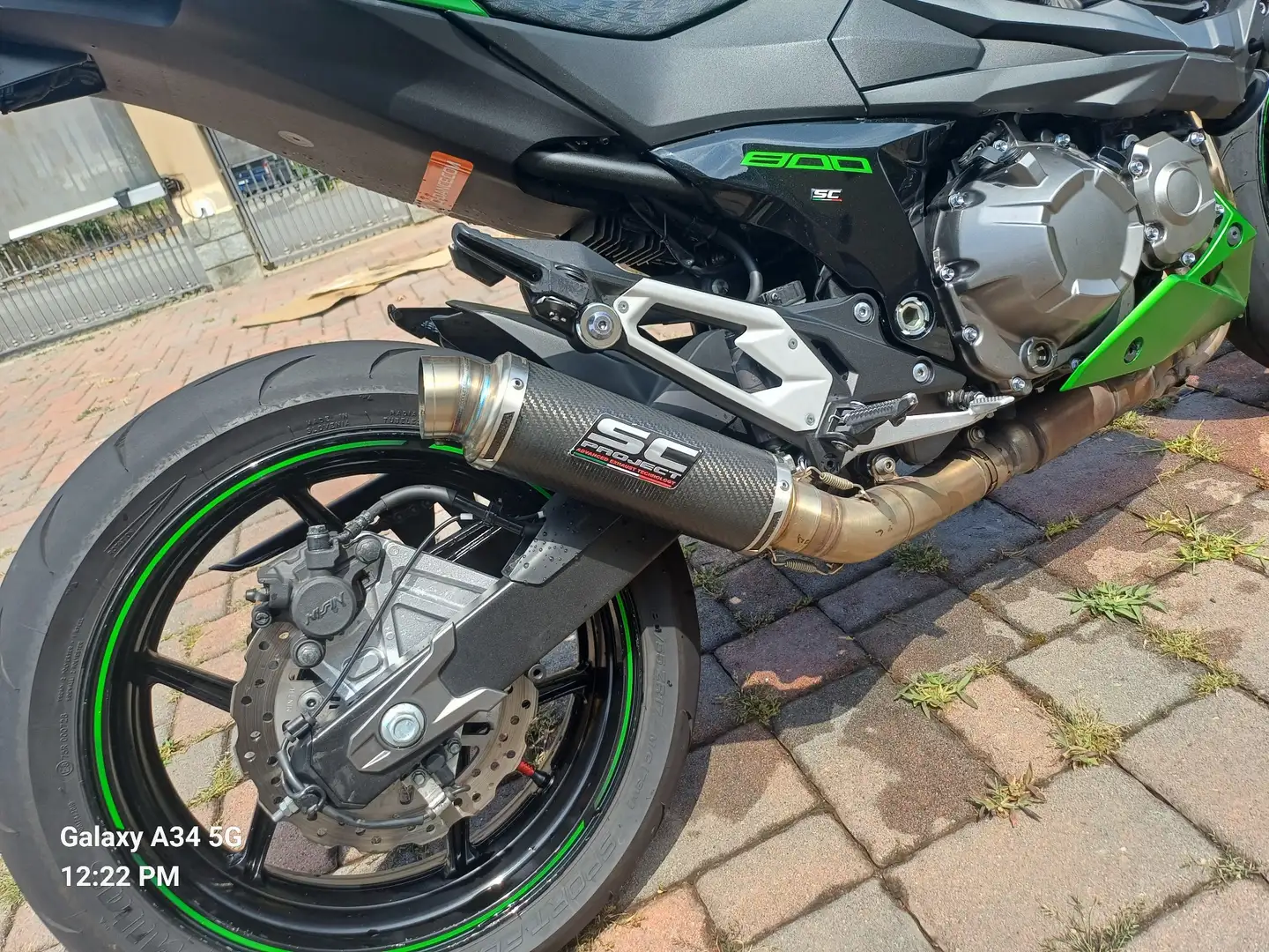 Kawasaki Z 800 ABS Vert - 2