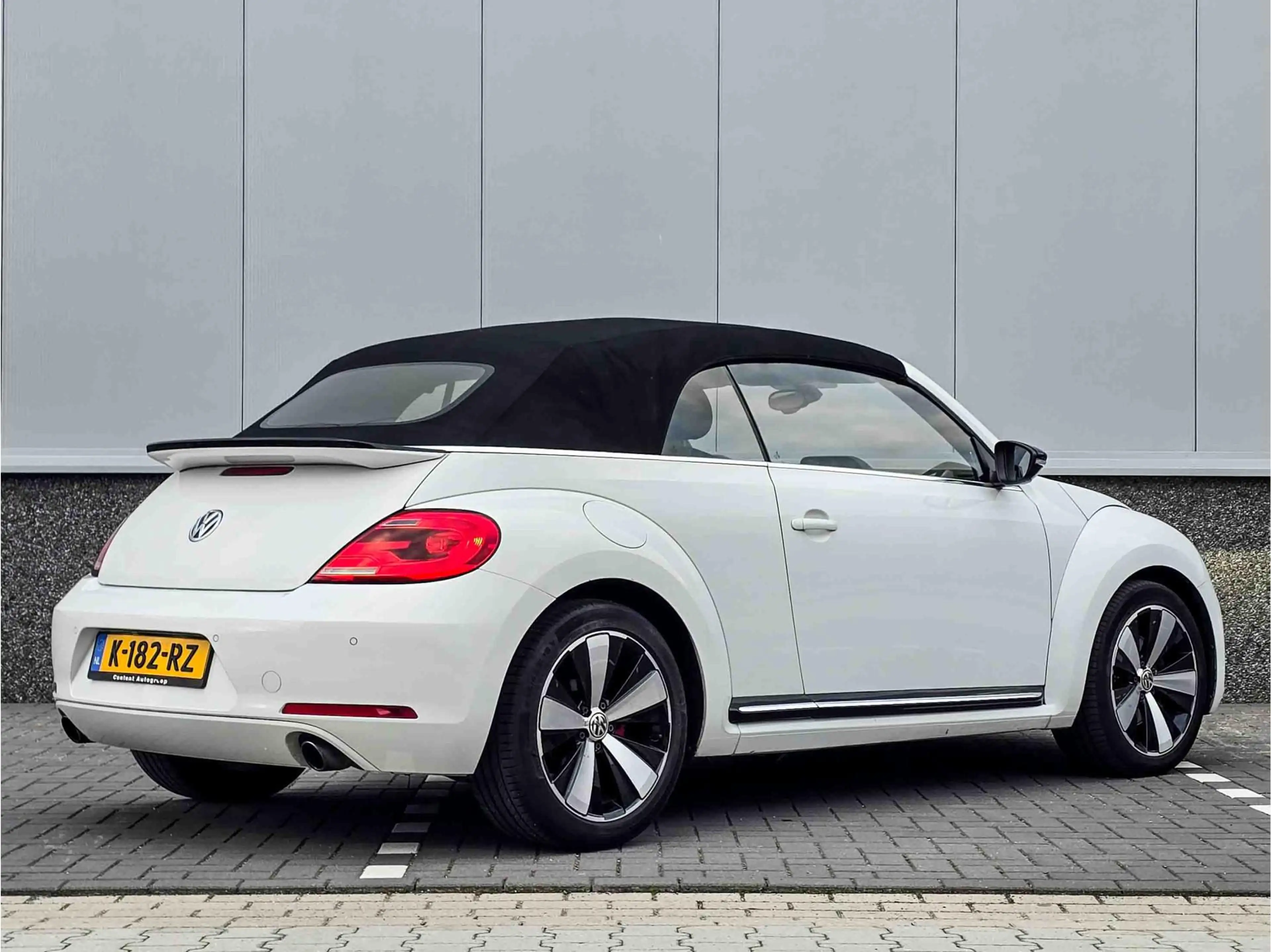 Volkswagen Beetle Cabriolet 2.0 TSI Sport | Carplay | Leder | Fender — photo 5