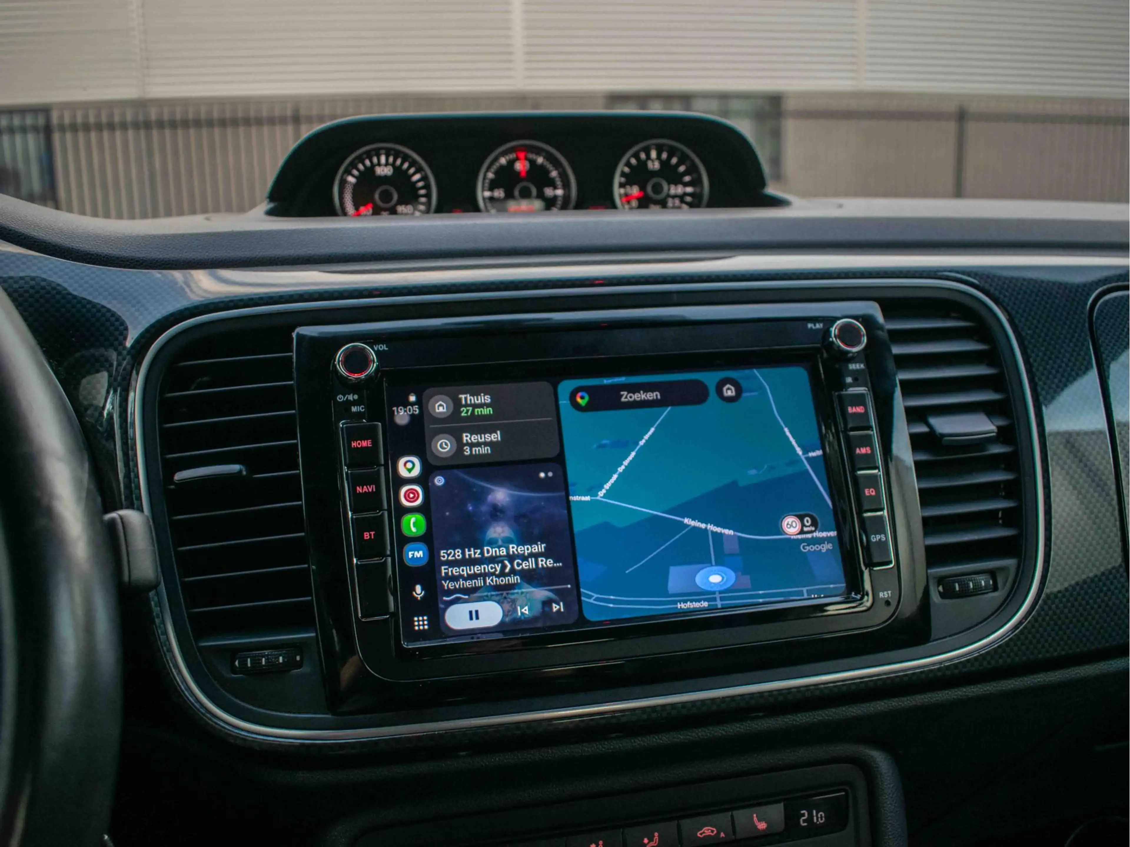 Volkswagen Beetle Cabriolet 2.0 TSI Sport | Carplay | Leder | Fender — photo 4