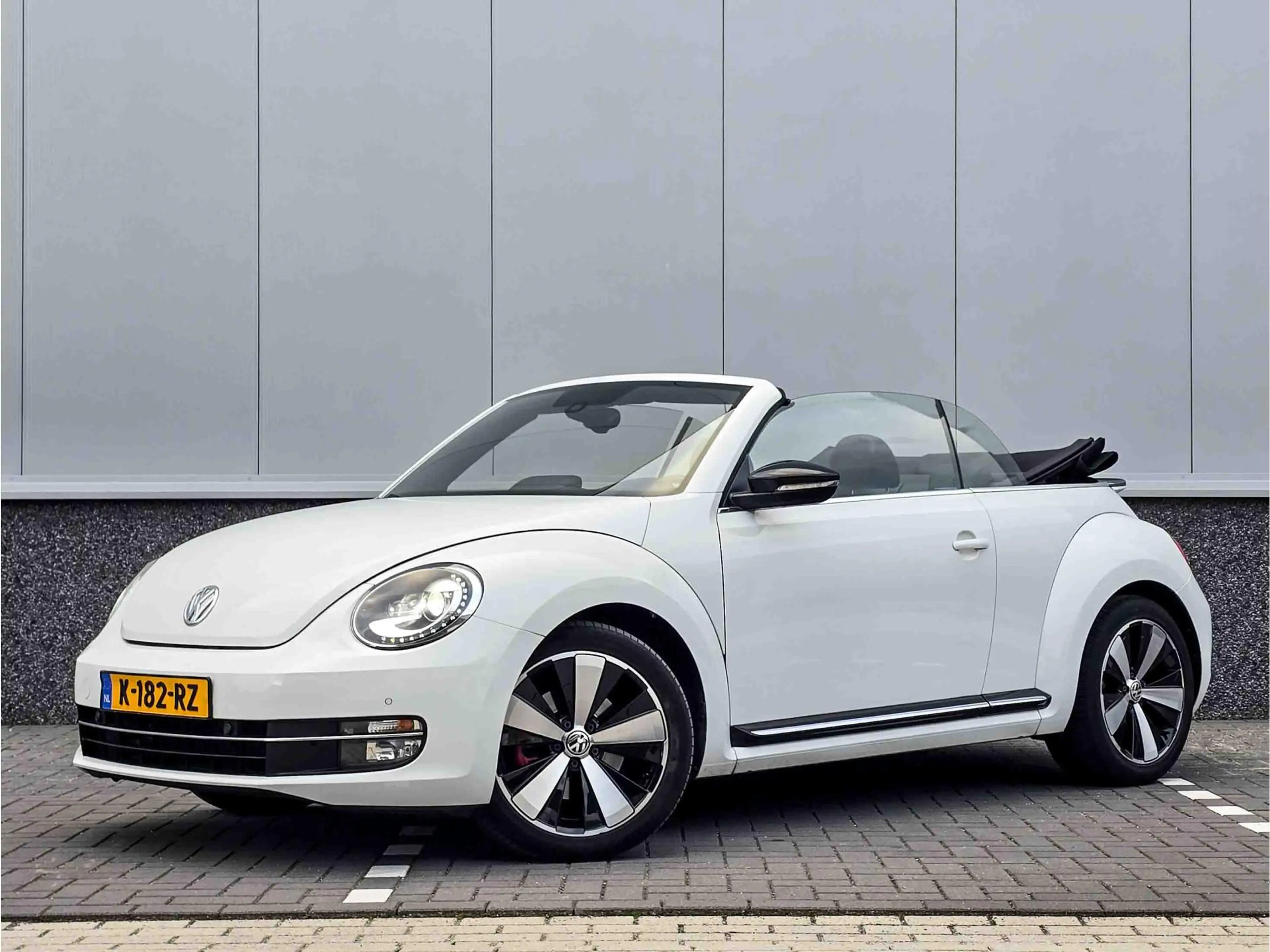 Volkswagen Beetle Cabriolet 2.0 TSI Sport | Carplay | Leder | Fender — photo 3