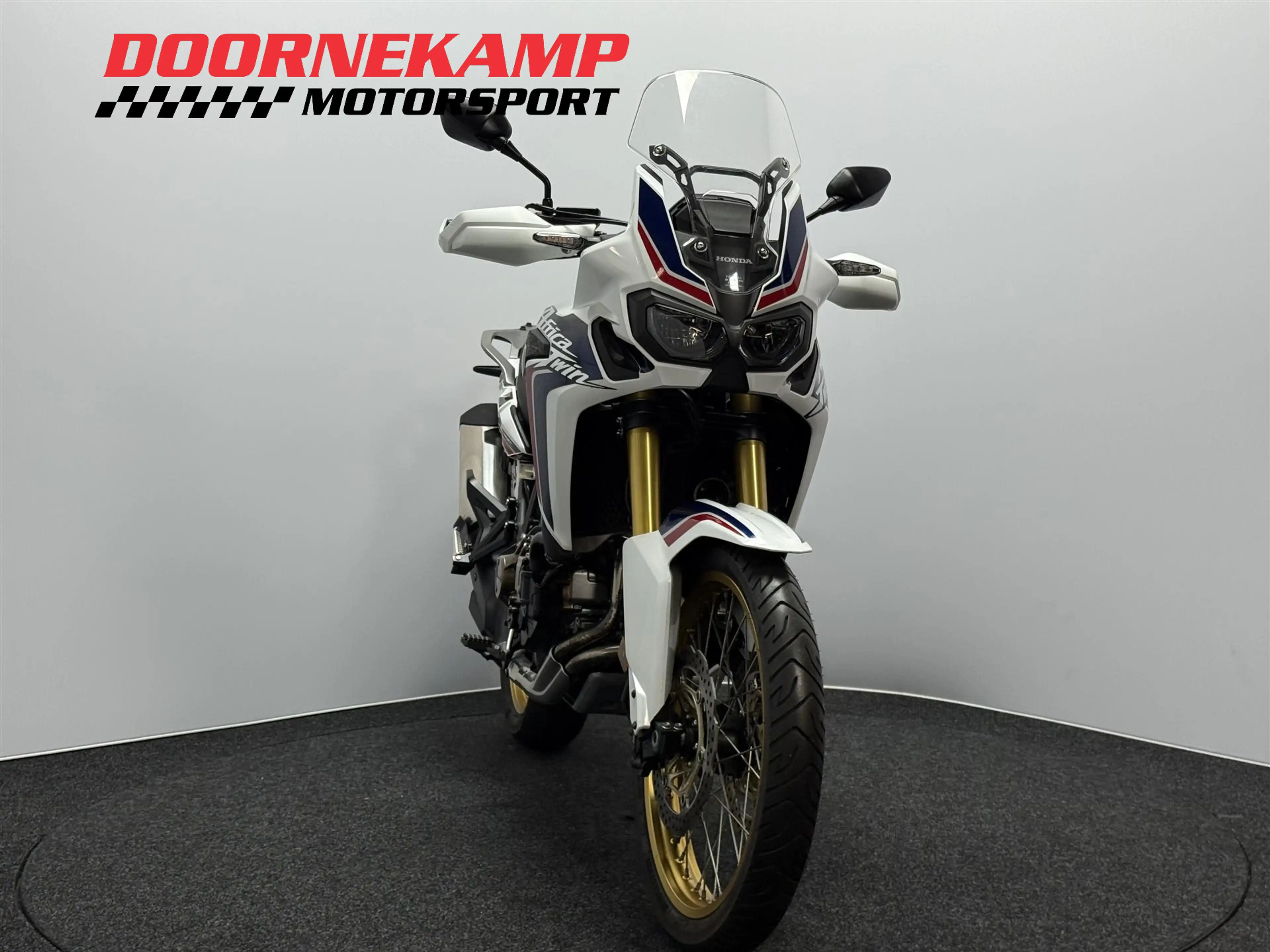 Honda CRF 1000 L AFRICA TWIN DCT — photo 4