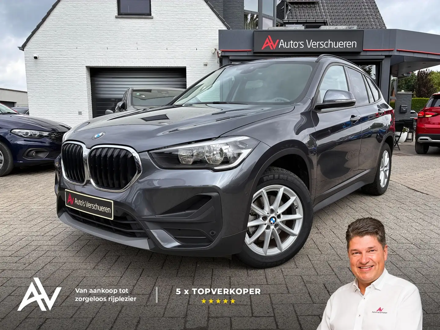 BMW X1 sDrive18iA ** Camera | Auto AC | Navi Grijs - 1