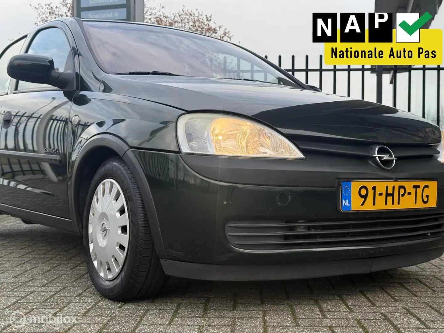 Opel Corsa 1.2-16V Easytronic | Automaat | NAP | Airco Vert - 2