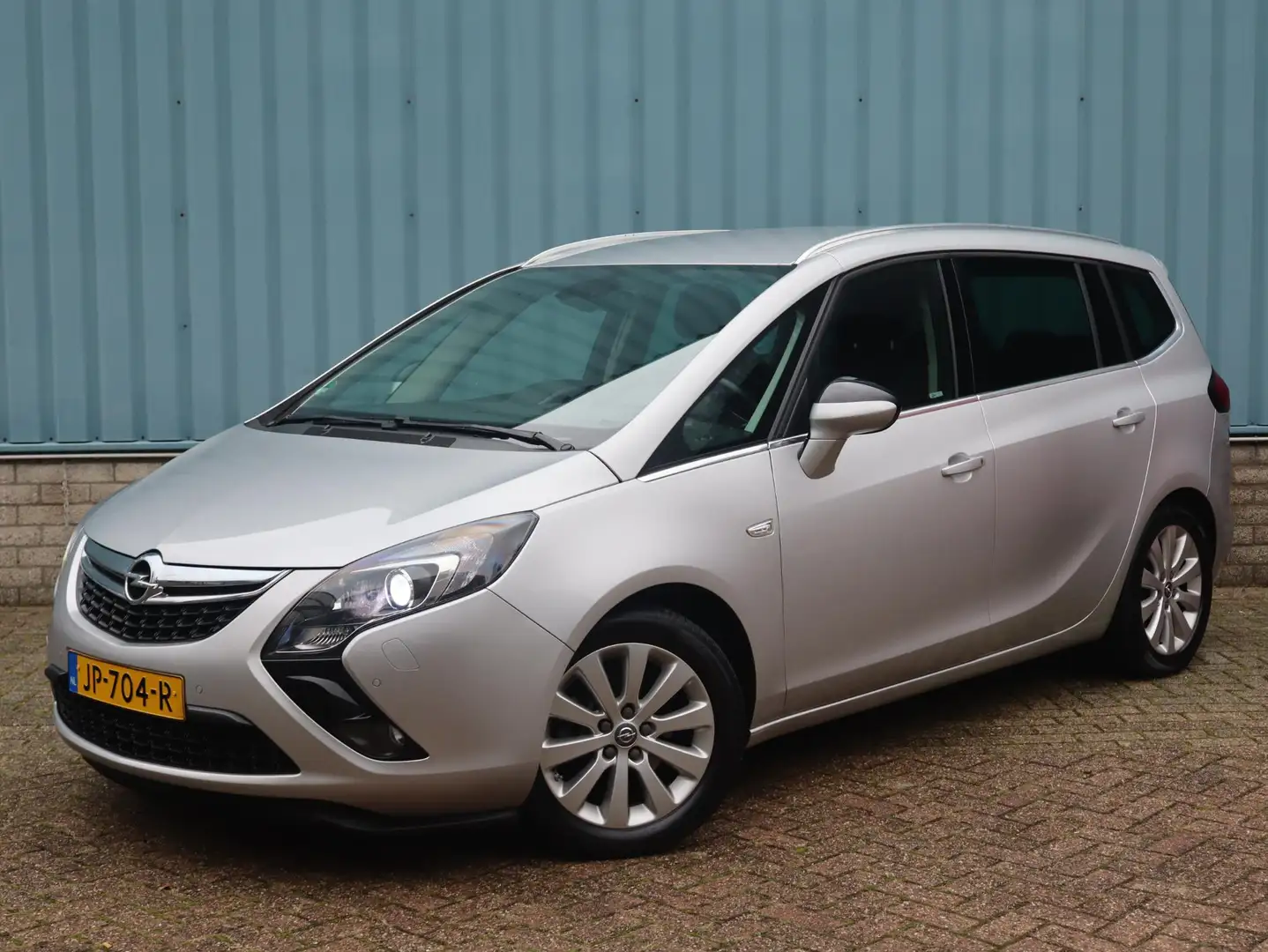 Opel Zafira Tourer MPV Cosmo 1.4 TURBO 140pk H6 | 7-PERSOONS| NAVI | Grigio - 2