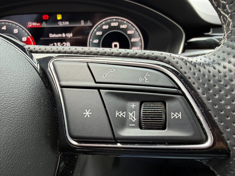 Audi A4 Avant 35 TFSI S edition|Org NL — photo 22