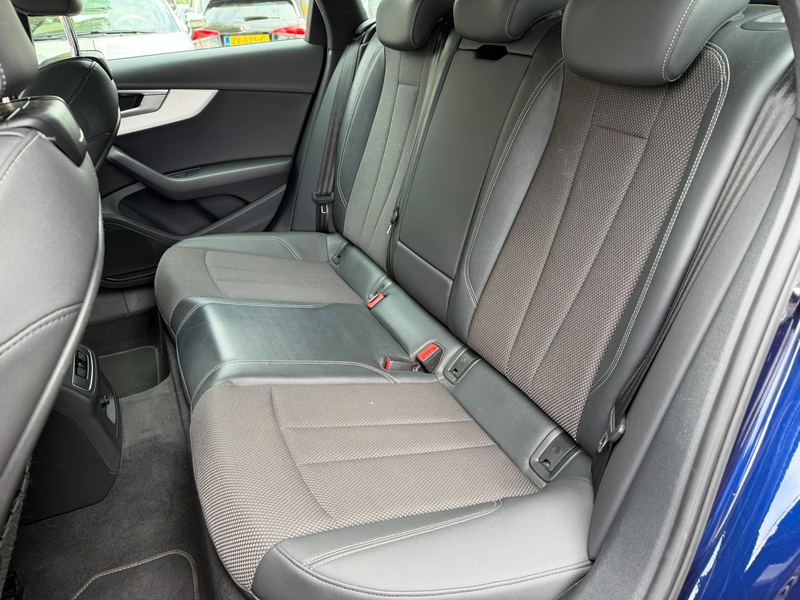 Audi A4 Avant 35 TFSI S edition|Org NL — photo 12