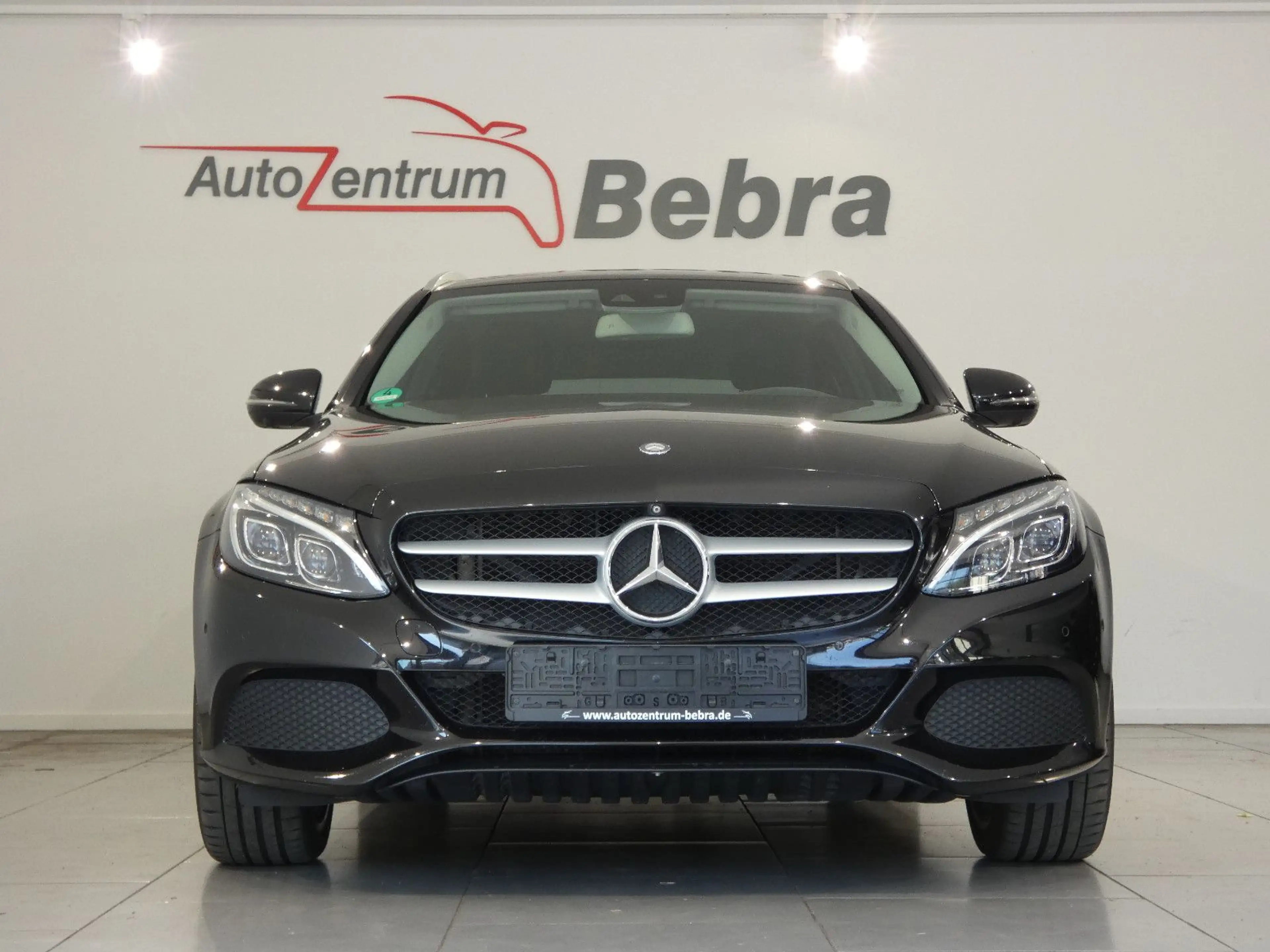 Mercedes-Benz C 250 CGI T-Modell AMG LED/Navi/Alu 19/360°/AHK — photo 2
