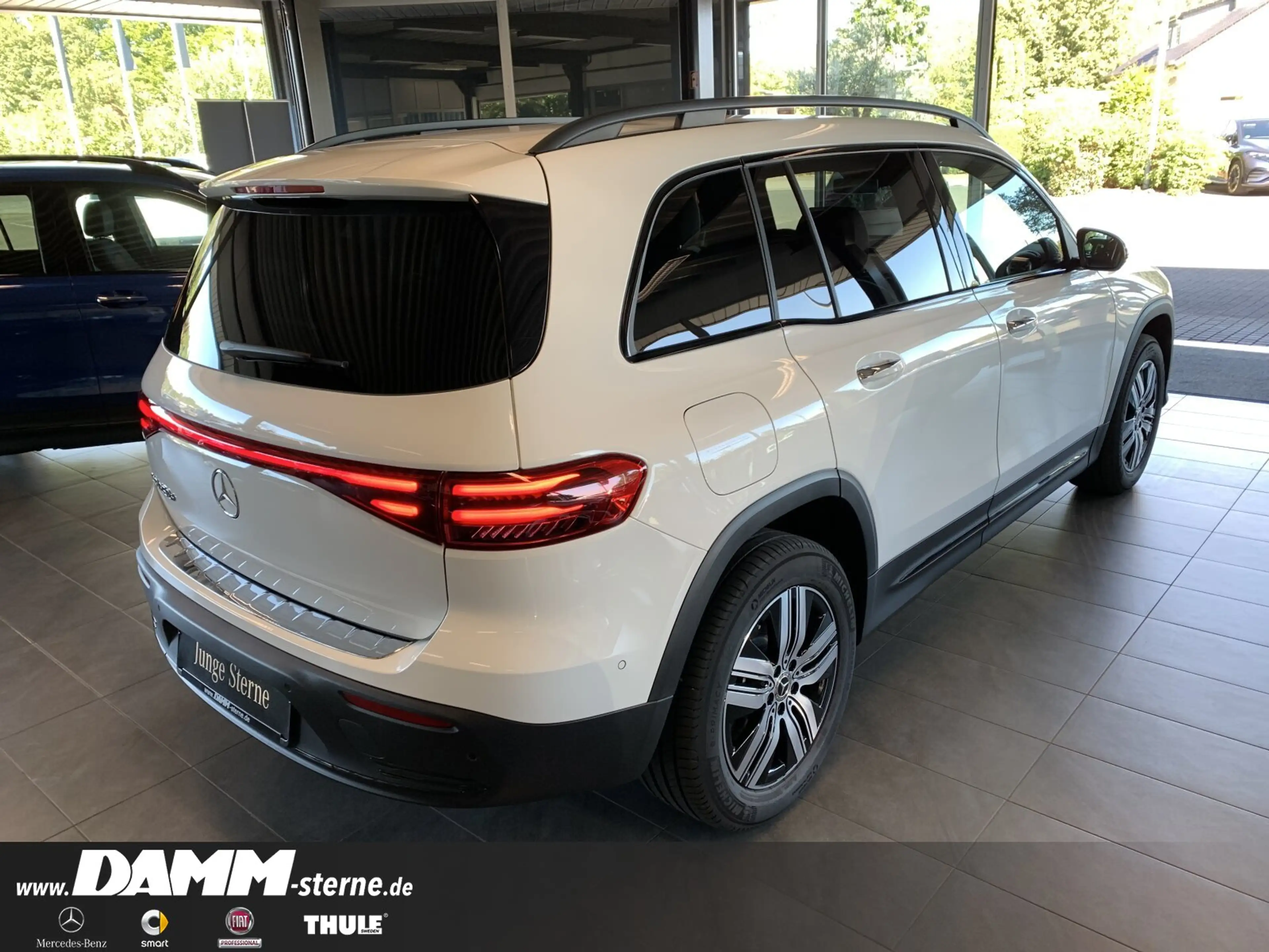 Mercedes-Benz EQB 250 EQB 250+ ElectricArt+/7Sitze/MEMORY/60M GA +Flex — photo 4