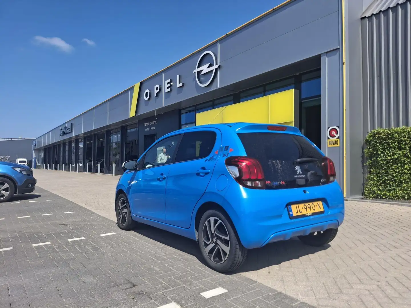 Peugeot 108 1.0 e-VTi Envy Blauw - 2
