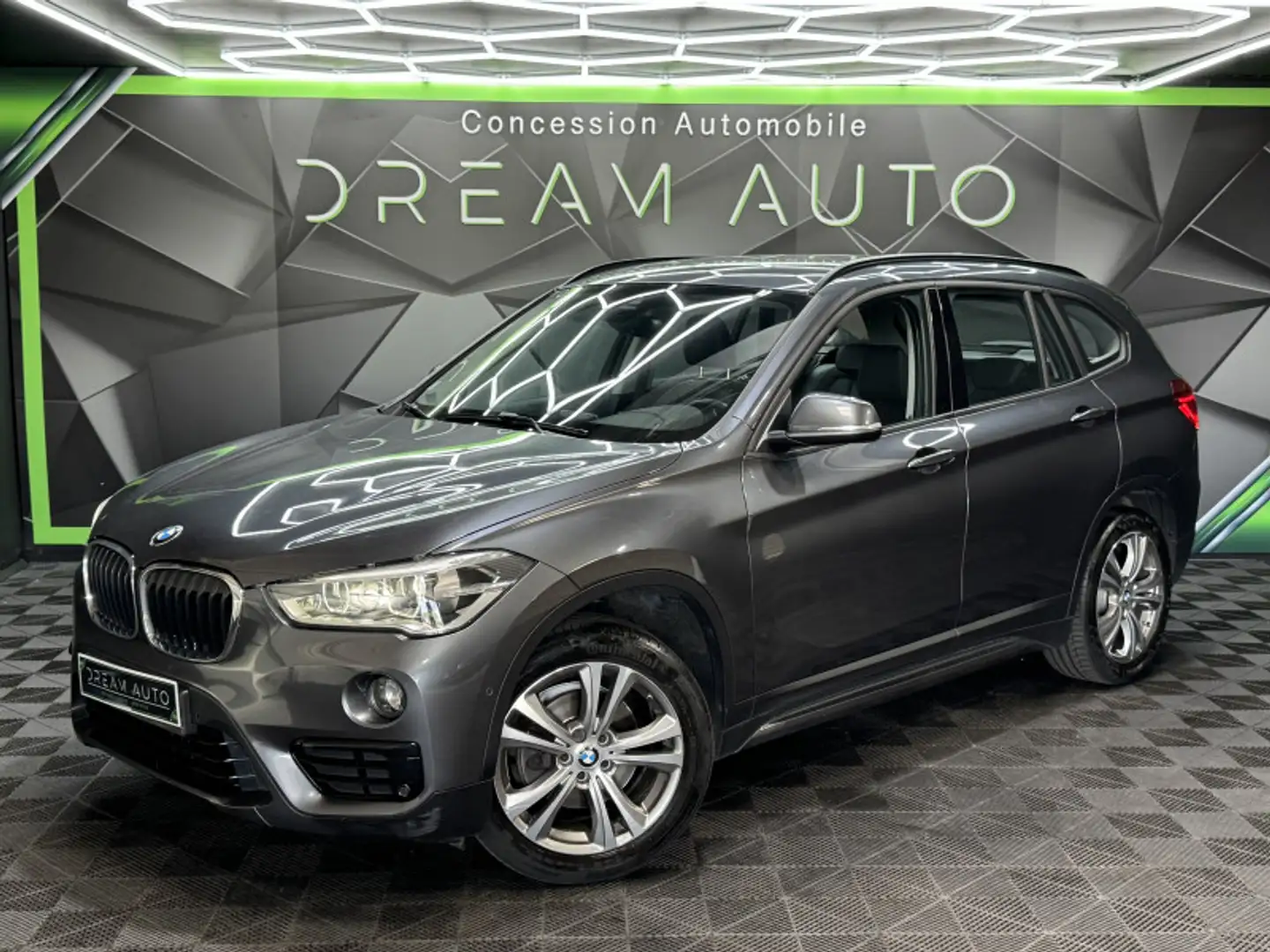 BMW X1 (F48) SDRIVE18DA 150CH SPORT Gris - 1